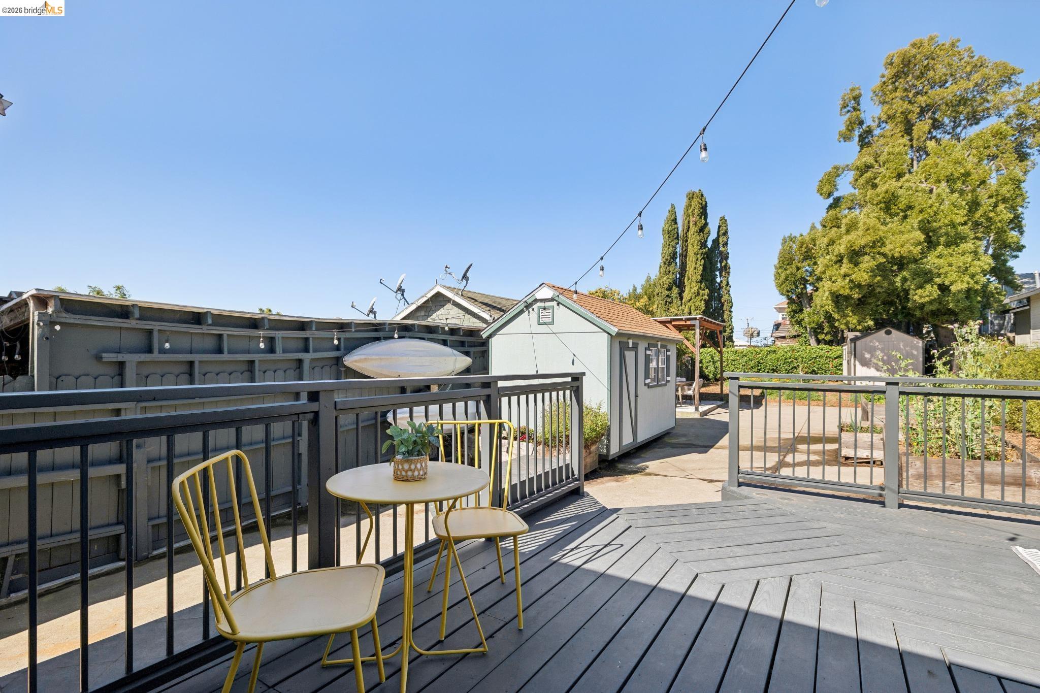 Detail Gallery Image 29 of 60 For 2161 48th Ave, Oakland,  CA 94601 - 2 Beds | 2/1 Baths