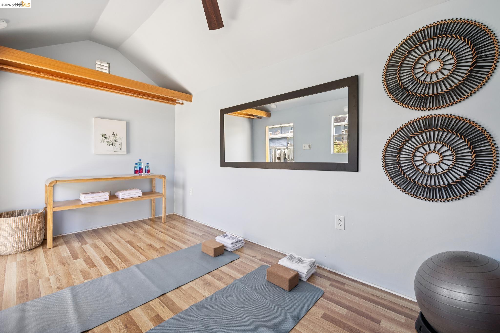 Detail Gallery Image 49 of 60 For 2161 48th Ave, Oakland,  CA 94601 - 2 Beds | 2/1 Baths