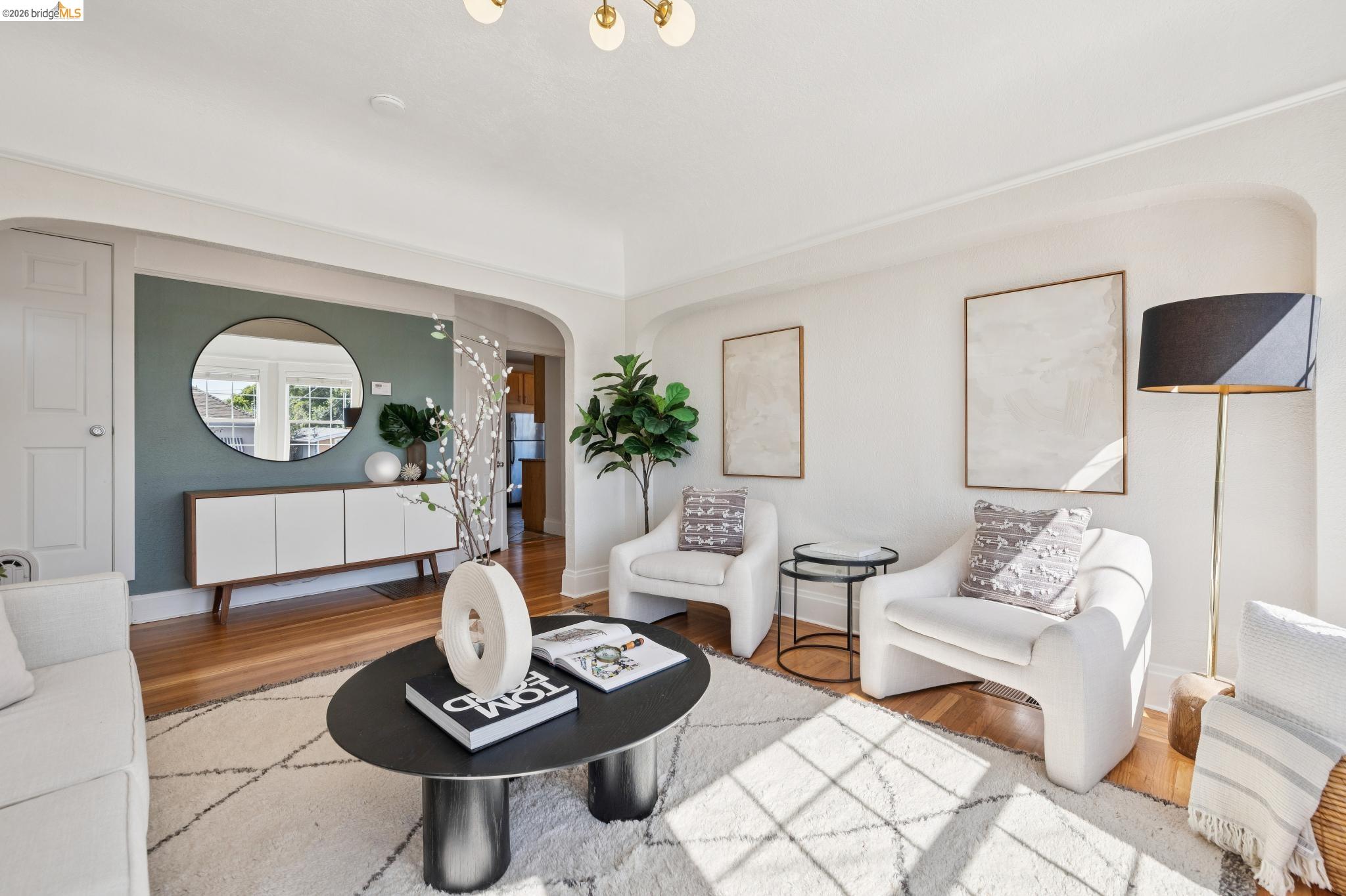 Detail Gallery Image 6 of 60 For 2161 48th Ave, Oakland,  CA 94601 - 2 Beds | 2/1 Baths