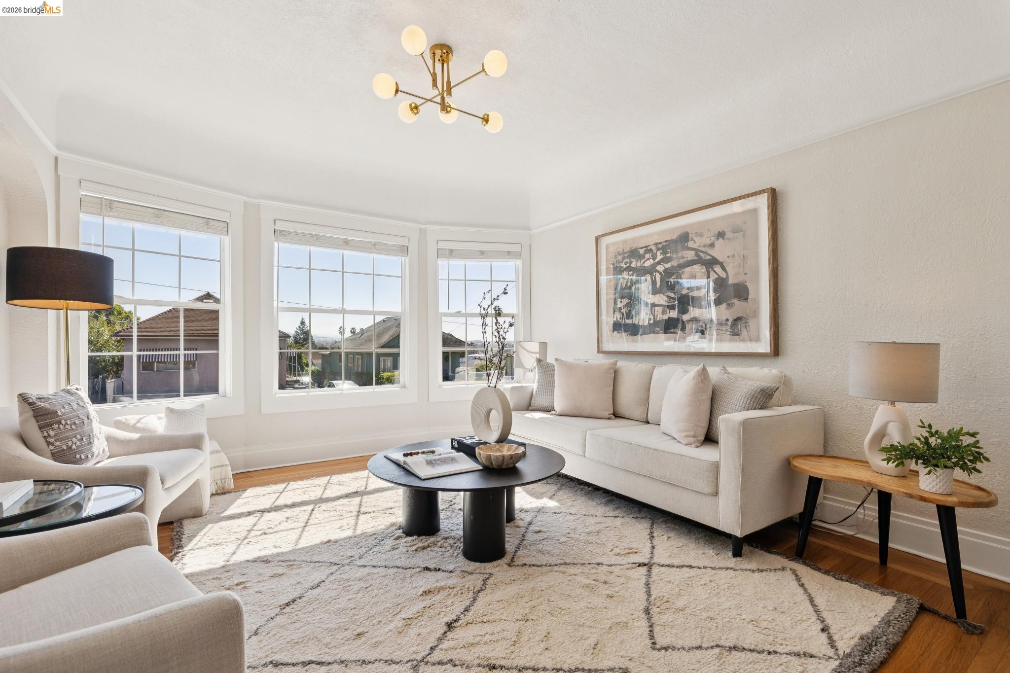 Detail Gallery Image 8 of 60 For 2161 48th Ave, Oakland,  CA 94601 - 2 Beds | 2/1 Baths