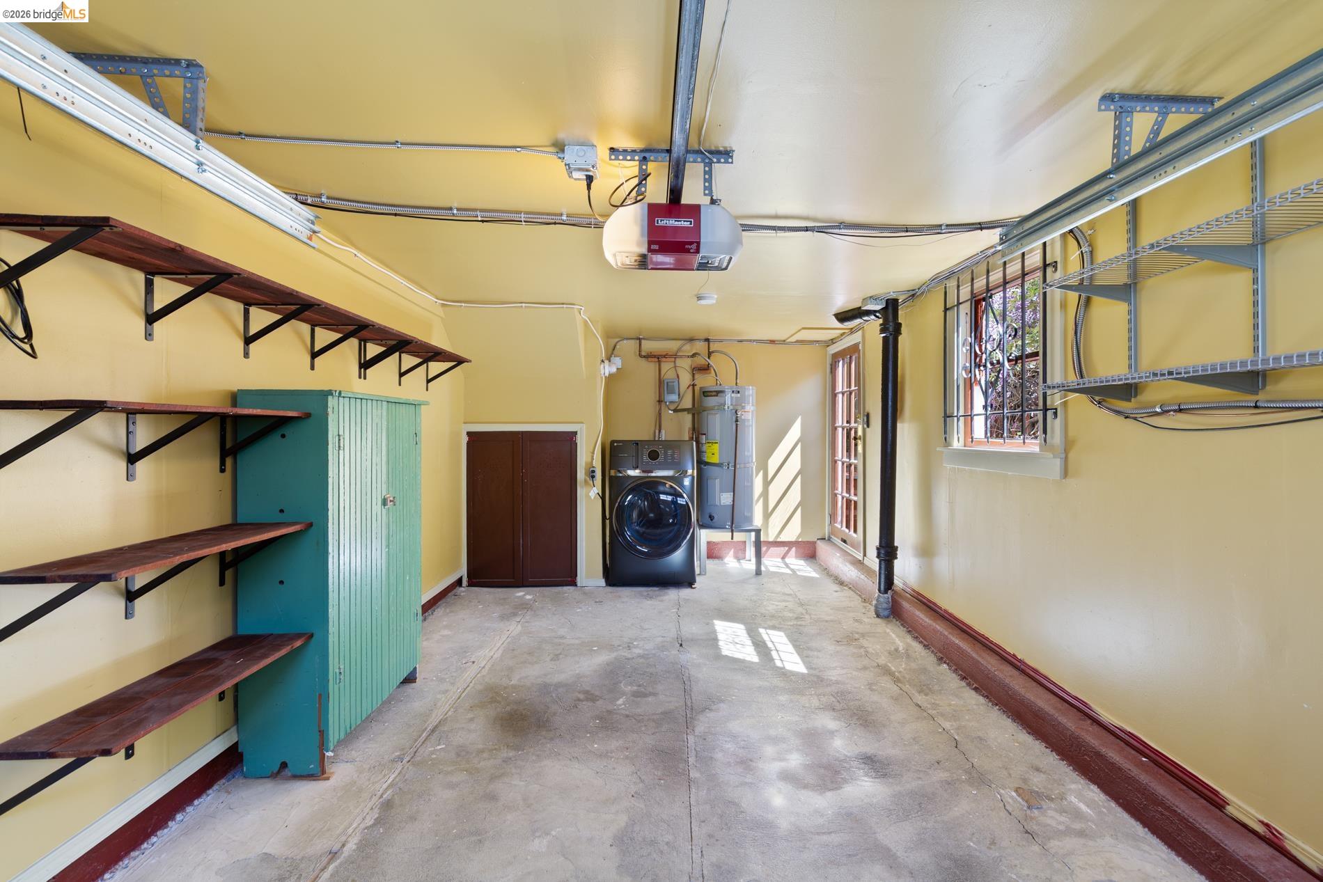 Detail Gallery Image 26 of 38 For 812 E 19th St, Oakland,  CA 94606 - 1 Beds | 1 Baths