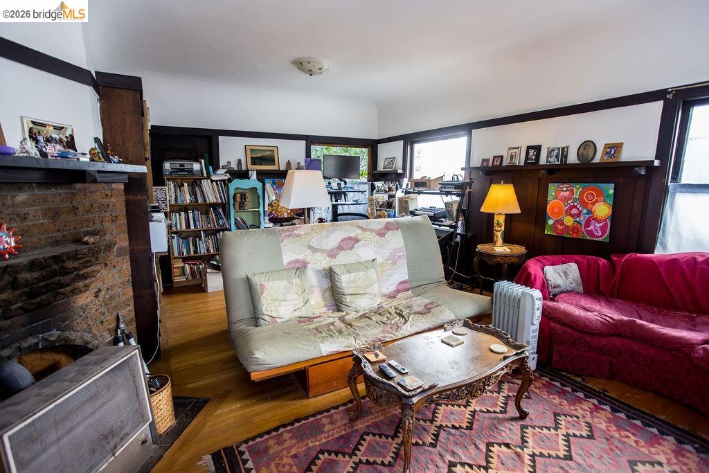 Detail Gallery Image 19 of 47 For 219 John St, Oakland,  CA 94611 - – Beds | – Baths