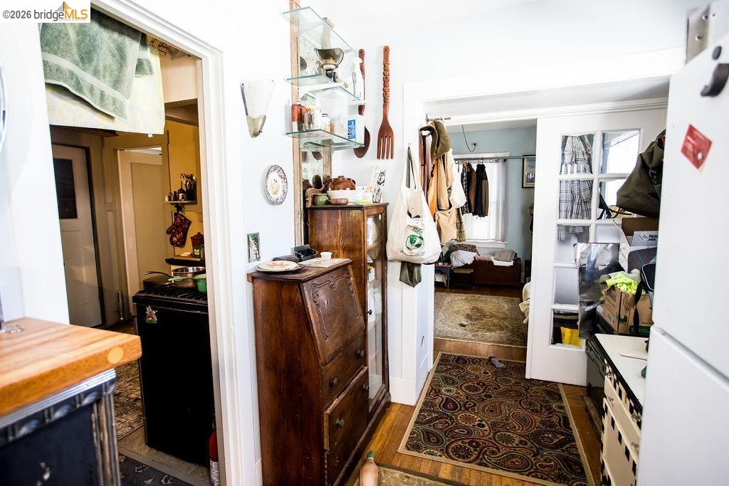 Detail Gallery Image 39 of 47 For 219 John St, Oakland,  CA 94611 - – Beds | – Baths