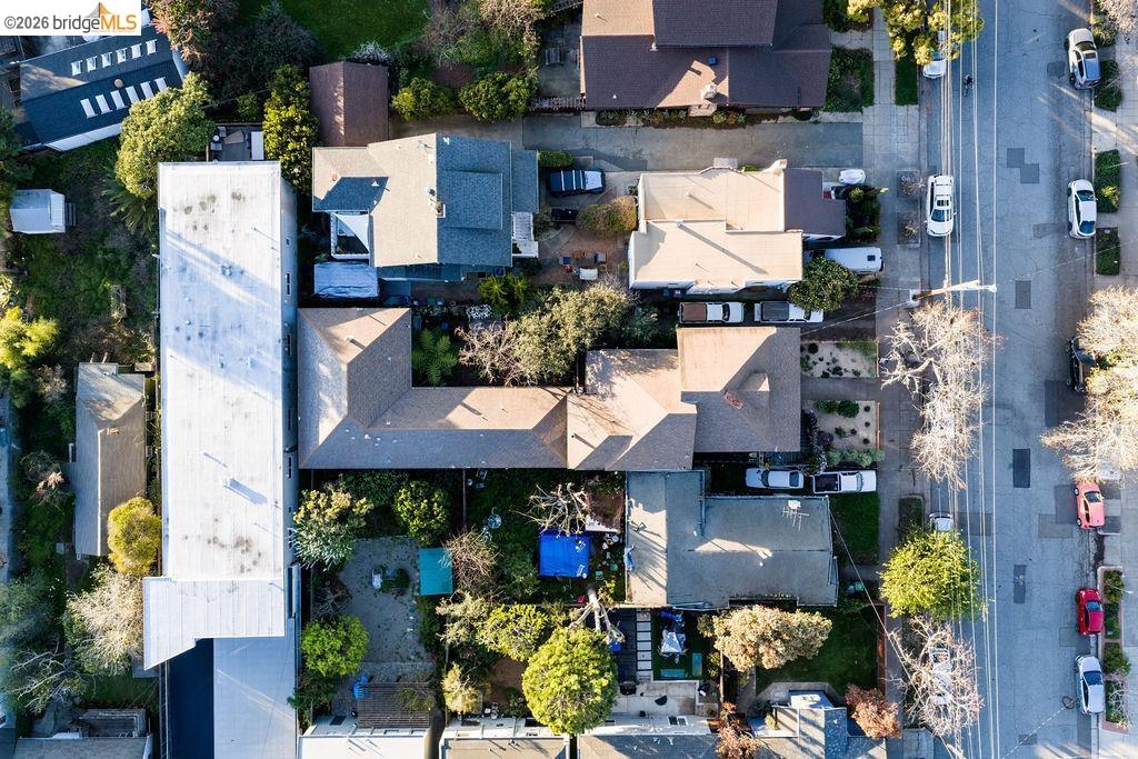 Detail Gallery Image 41 of 47 For 219 John St, Oakland,  CA 94611 - – Beds | – Baths