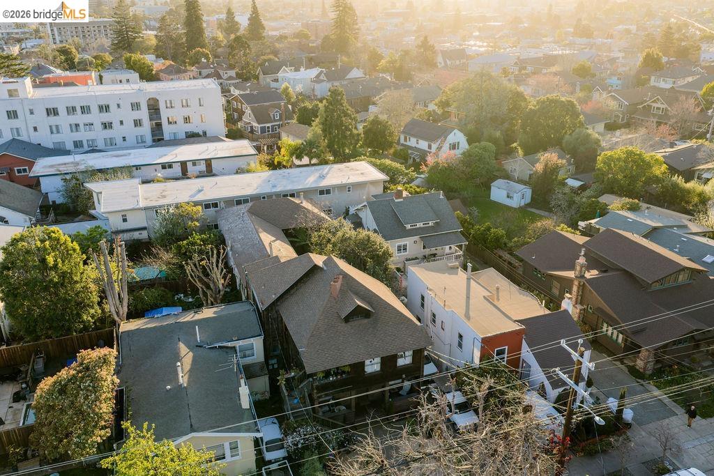 Detail Gallery Image 42 of 47 For 219 John St, Oakland,  CA 94611 - – Beds | – Baths