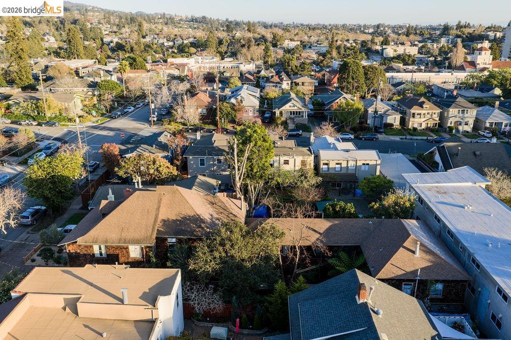 Detail Gallery Image 45 of 47 For 219 John St, Oakland,  CA 94611 - – Beds | – Baths