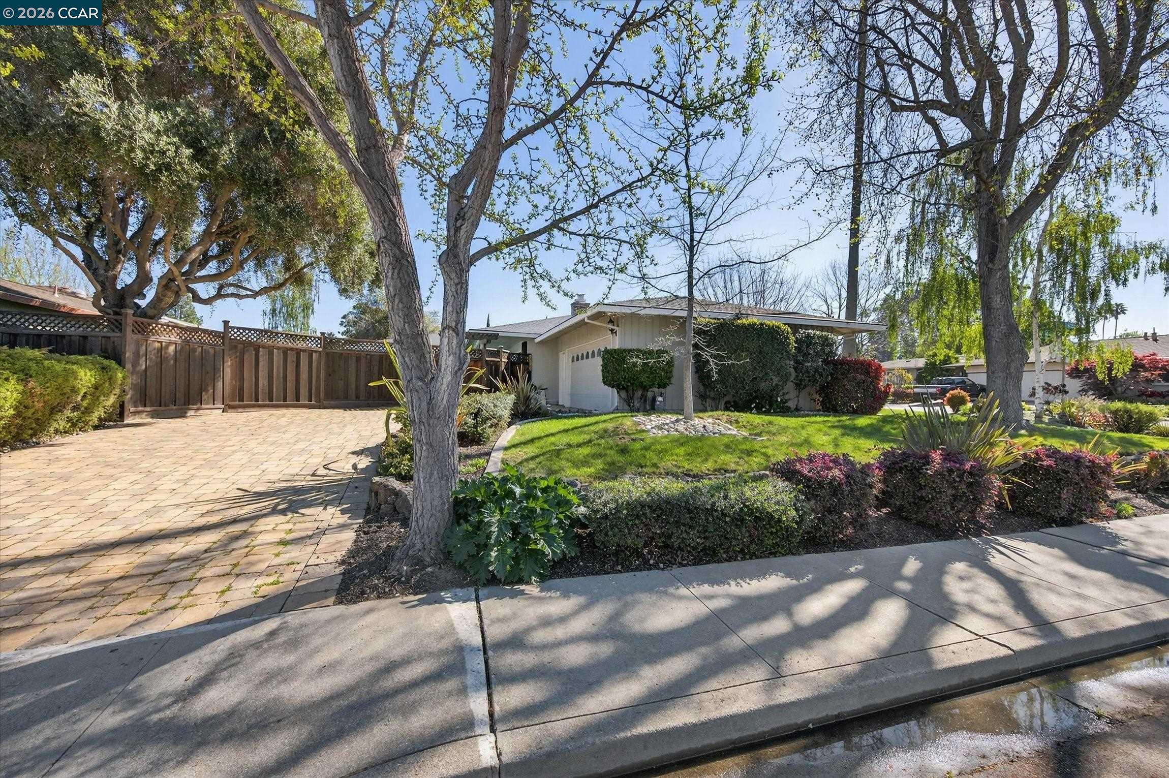 Detail Gallery Image 30 of 31 For 2304 Belford Dr, Walnut Creek,  CA 94598 - 3 Beds | 2/1 Baths