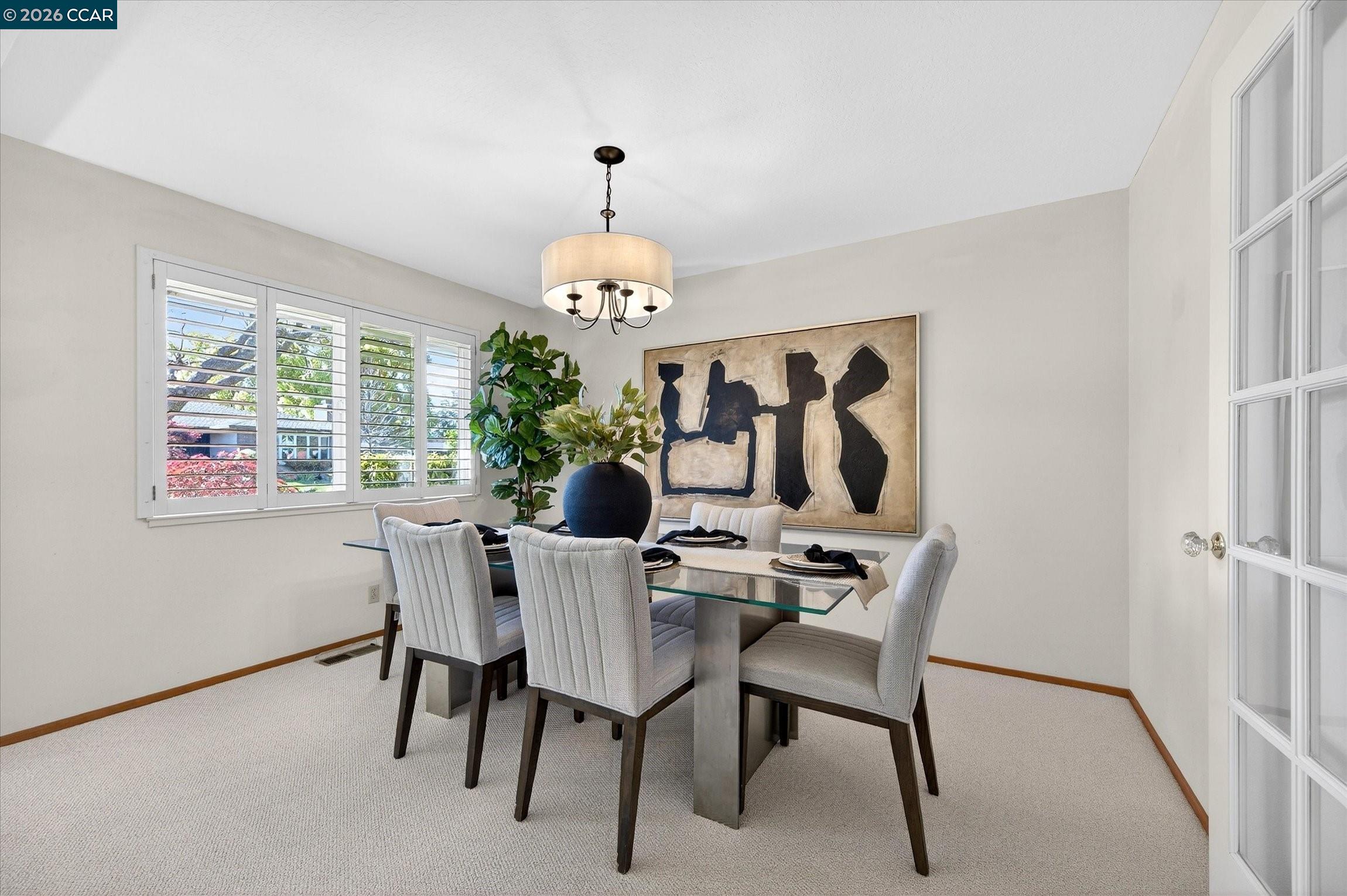 Detail Gallery Image 5 of 31 For 2304 Belford Dr, Walnut Creek,  CA 94598 - 3 Beds | 2/1 Baths