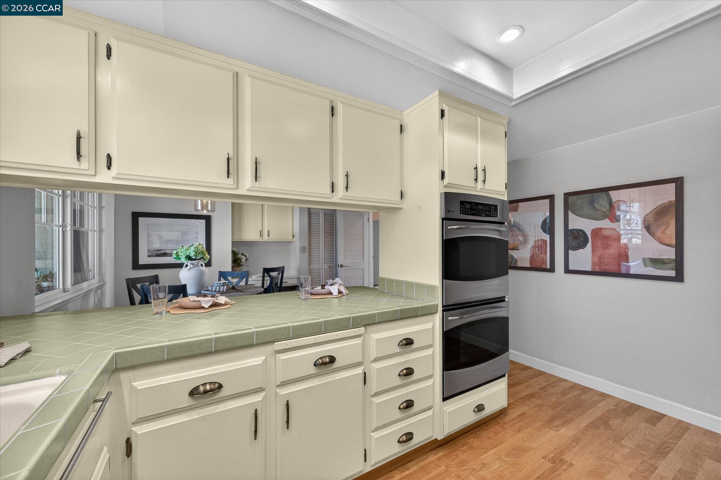 Detail Gallery Image 8 of 31 For 2304 Belford Dr, Walnut Creek,  CA 94598 - 3 Beds | 2/1 Baths