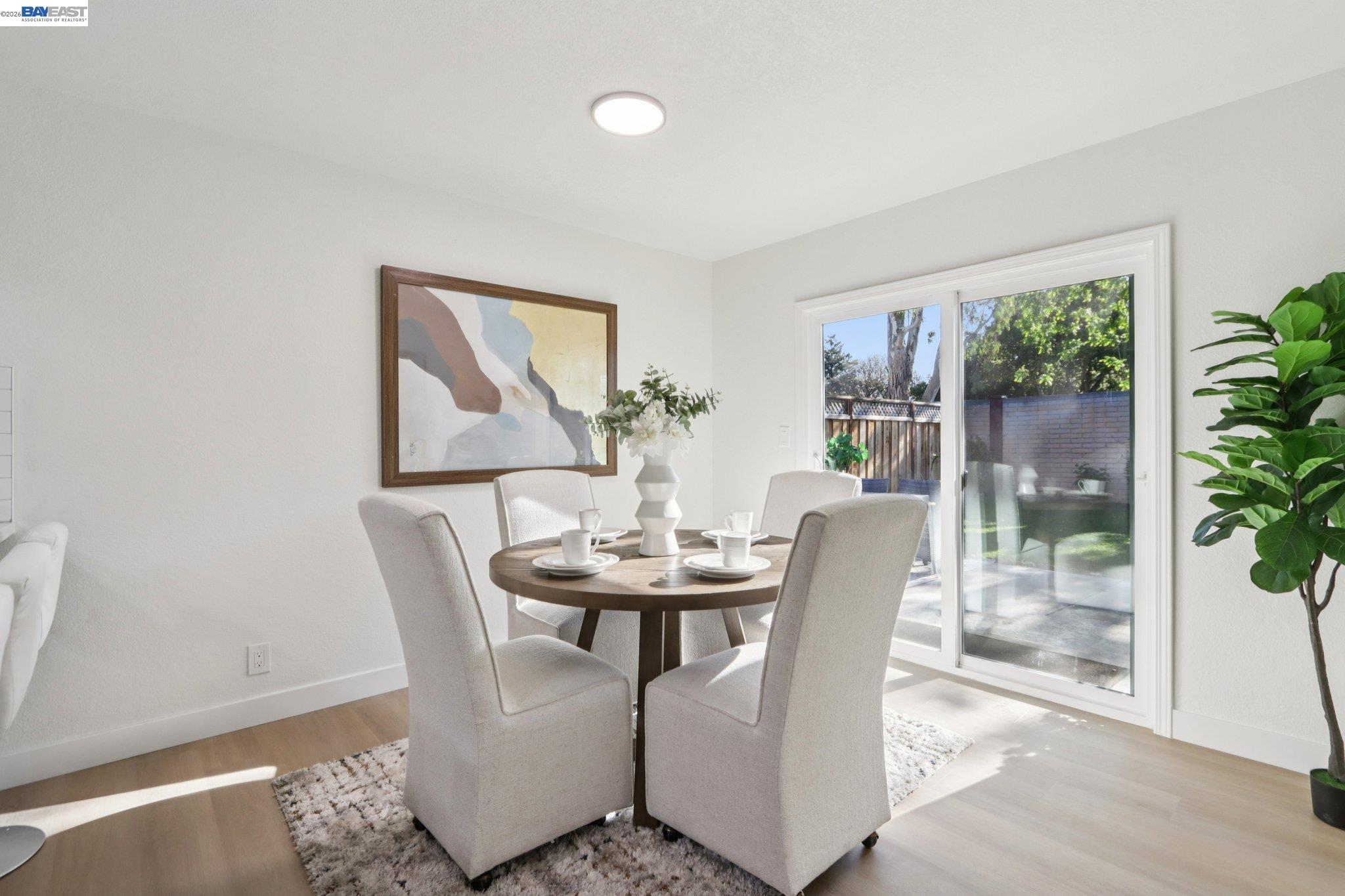 Detail Gallery Image 4 of 26 For 3168 Courthouse Drive, Union City,  CA 94587 - 3 Beds | 2 Baths