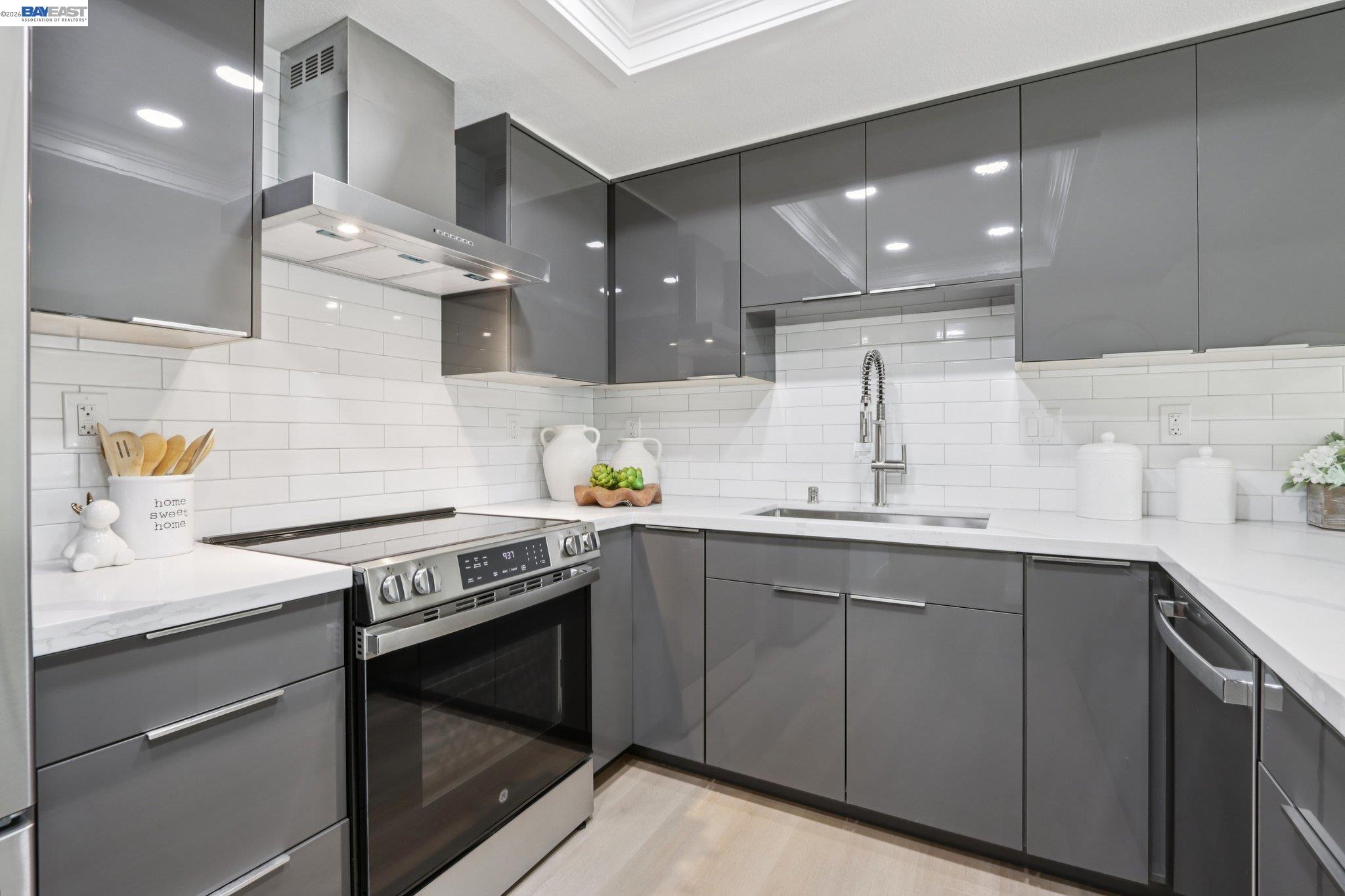 Detail Gallery Image 7 of 26 For 3168 Courthouse Drive, Union City,  CA 94587 - 3 Beds | 2 Baths