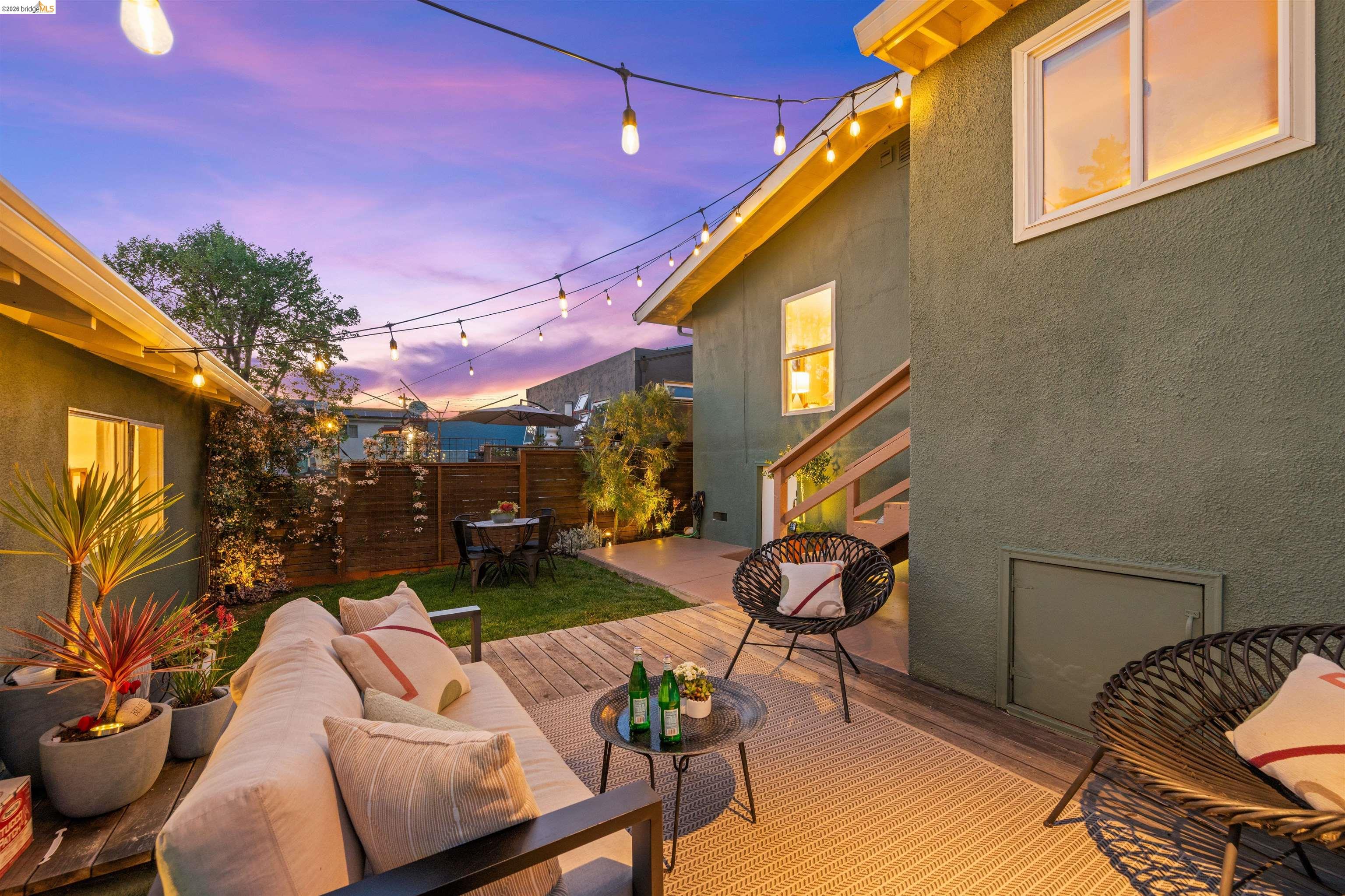 Detail Gallery Image 22 of 25 For 1498 Sonoma Ave, Albany,  CA 94706 - 2 Beds | 2 Baths