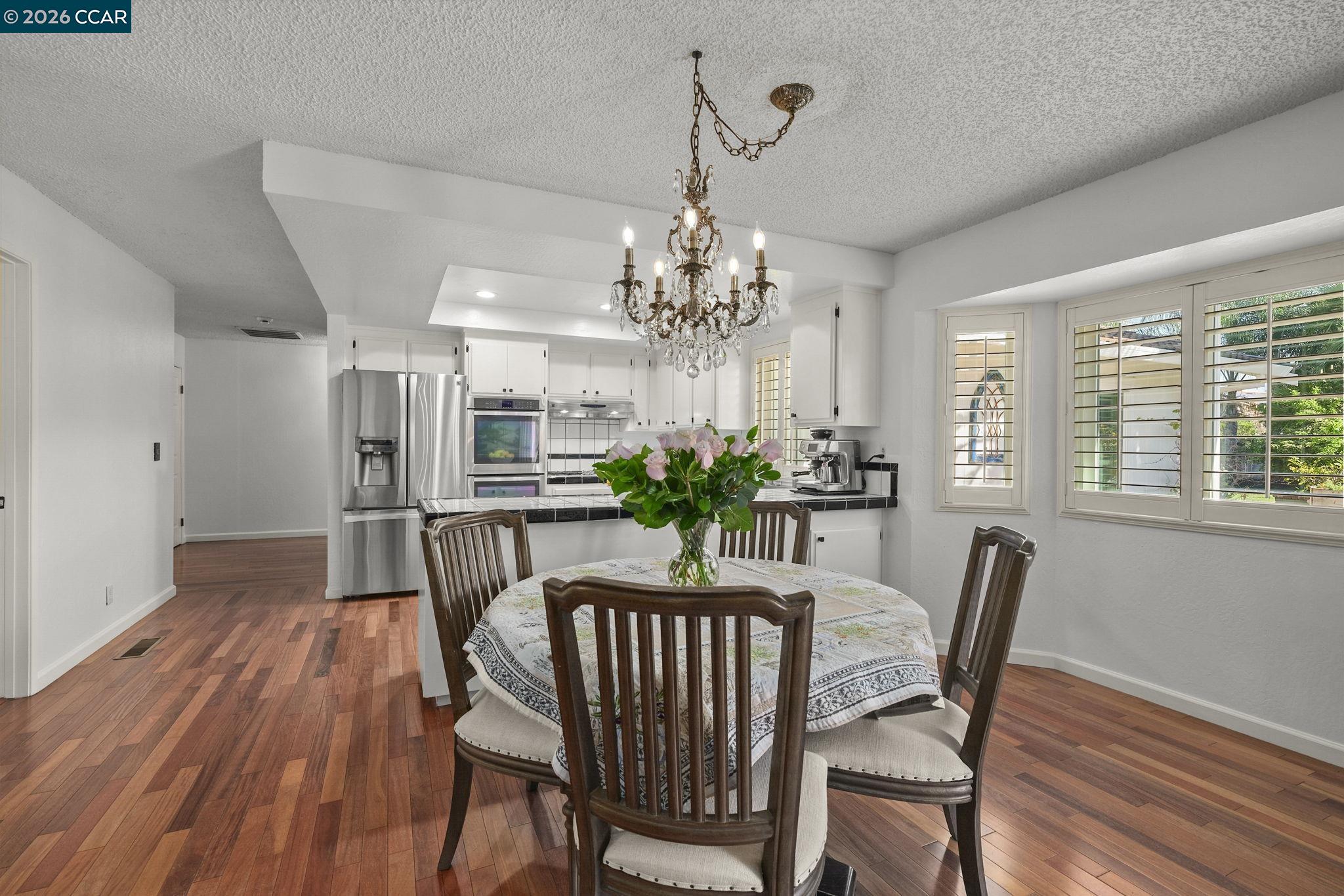 Detail Gallery Image 11 of 42 For 4151 Storey Lane, Concord,  CA 94518 - 4 Beds | 2/1 Baths