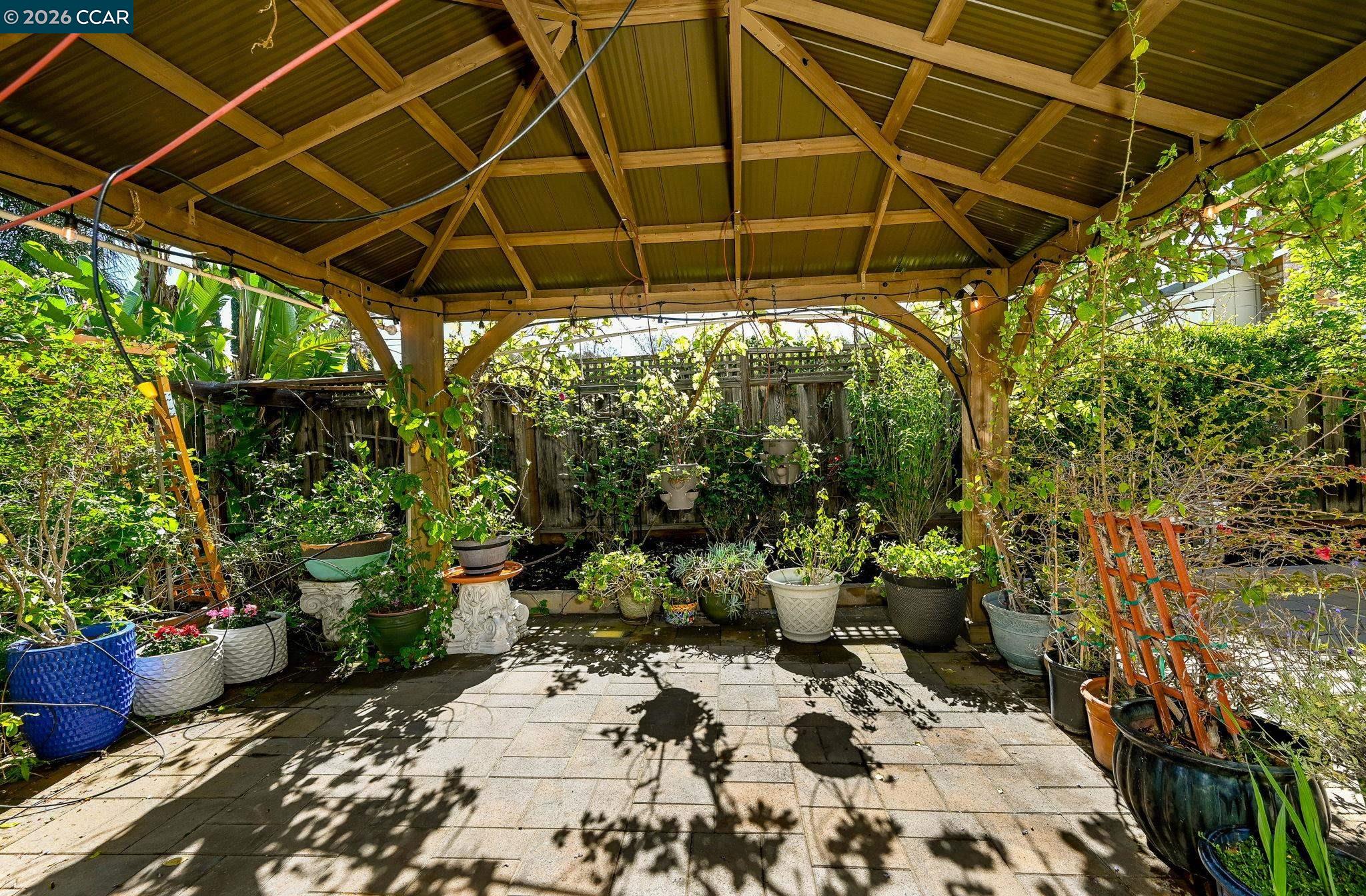 Detail Gallery Image 35 of 42 For 4151 Storey Lane, Concord,  CA 94518 - 4 Beds | 2/1 Baths