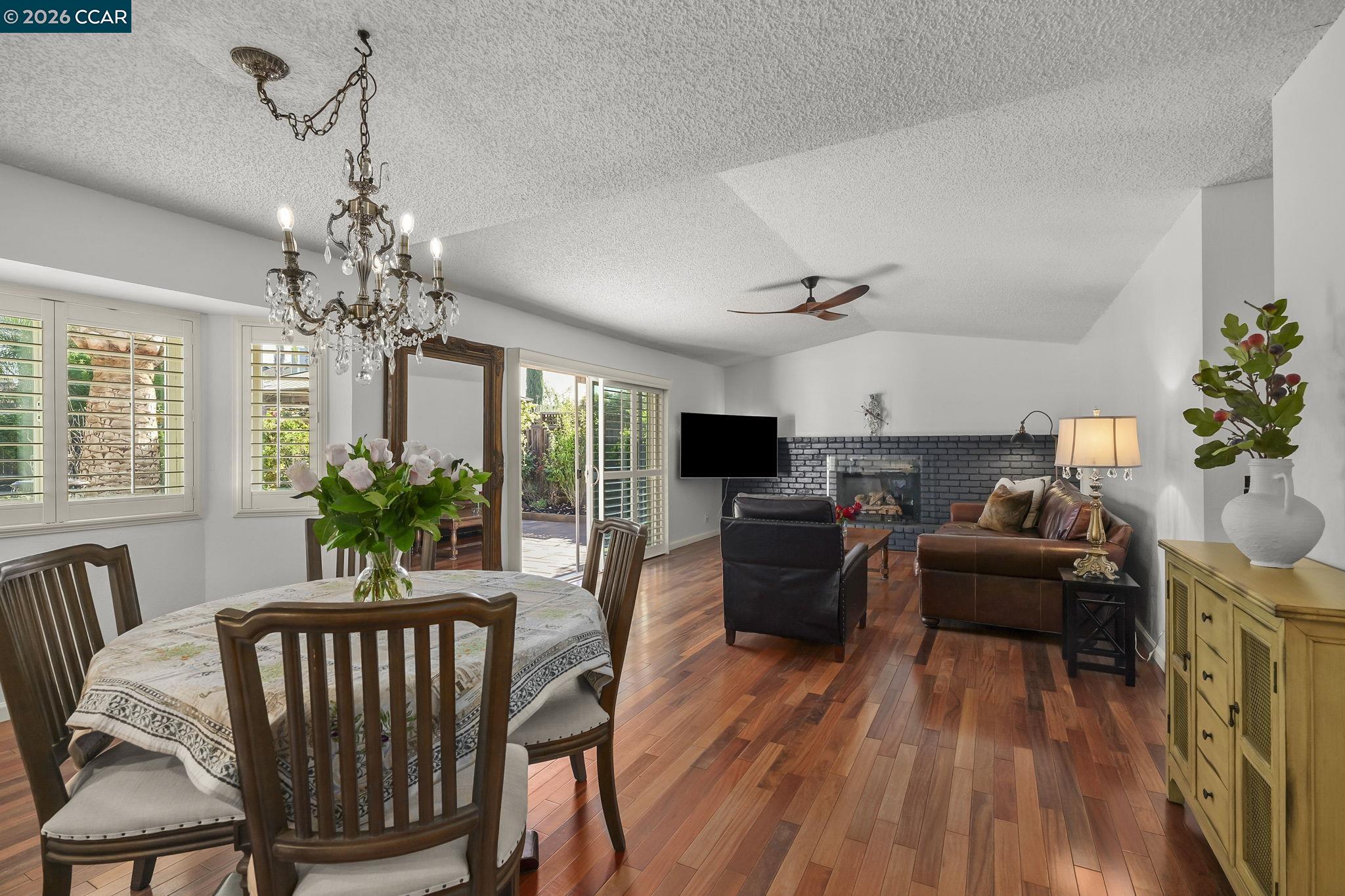 Detail Gallery Image 7 of 42 For 4151 Storey Lane, Concord,  CA 94518 - 4 Beds | 2/1 Baths