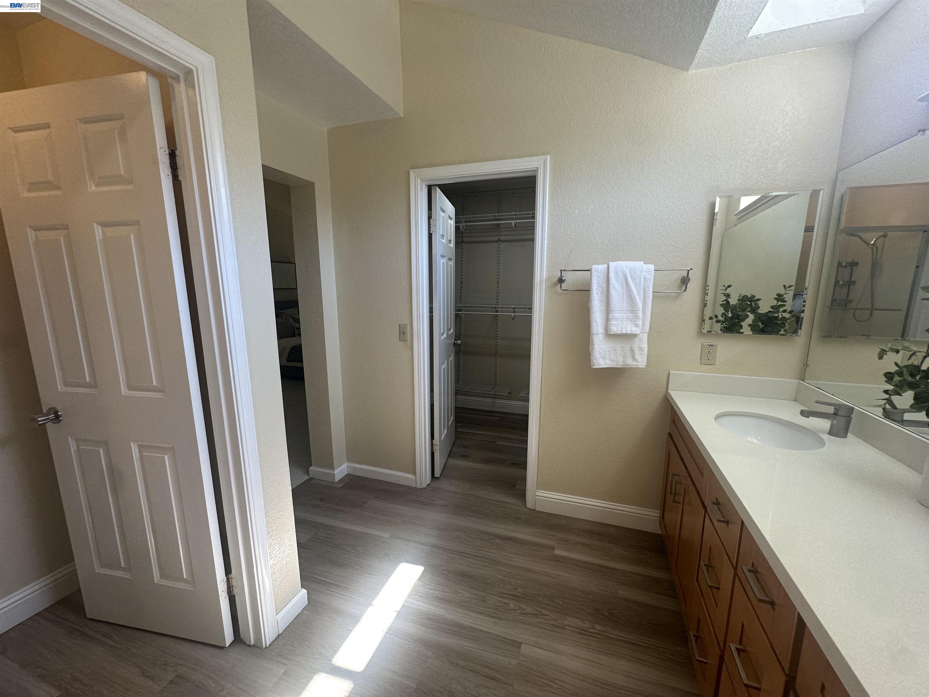 Photo #21: 41127792 Listing: Photo #21