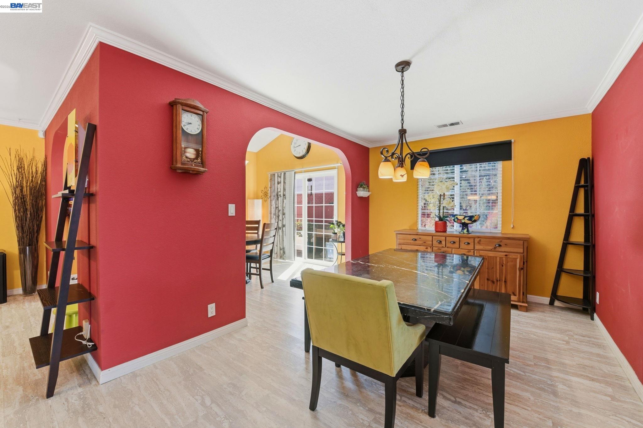 Detail Gallery Image 24 of 44 For 4541 Darcelle Dr, Union City,  CA 94587 - 5 Beds | 3 Baths