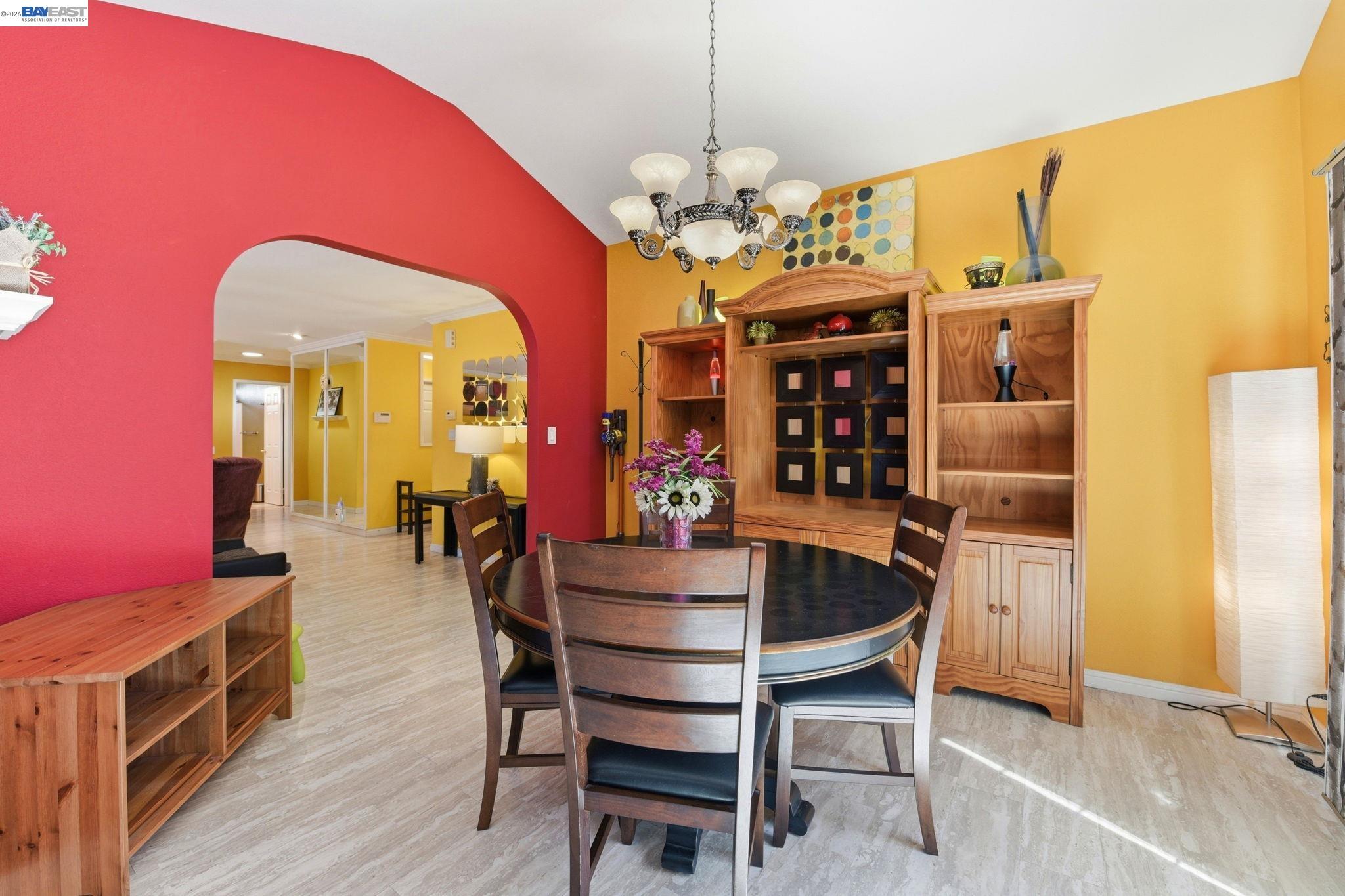 Detail Gallery Image 25 of 44 For 4541 Darcelle Dr, Union City,  CA 94587 - 5 Beds | 3 Baths