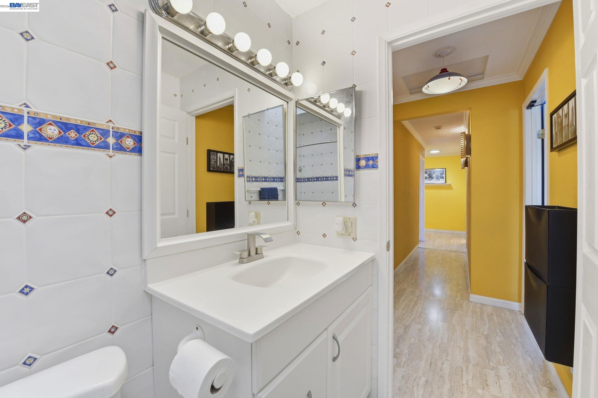 Detail Gallery Image 32 of 44 For 4541 Darcelle Dr, Union City,  CA 94587 - 5 Beds | 3 Baths