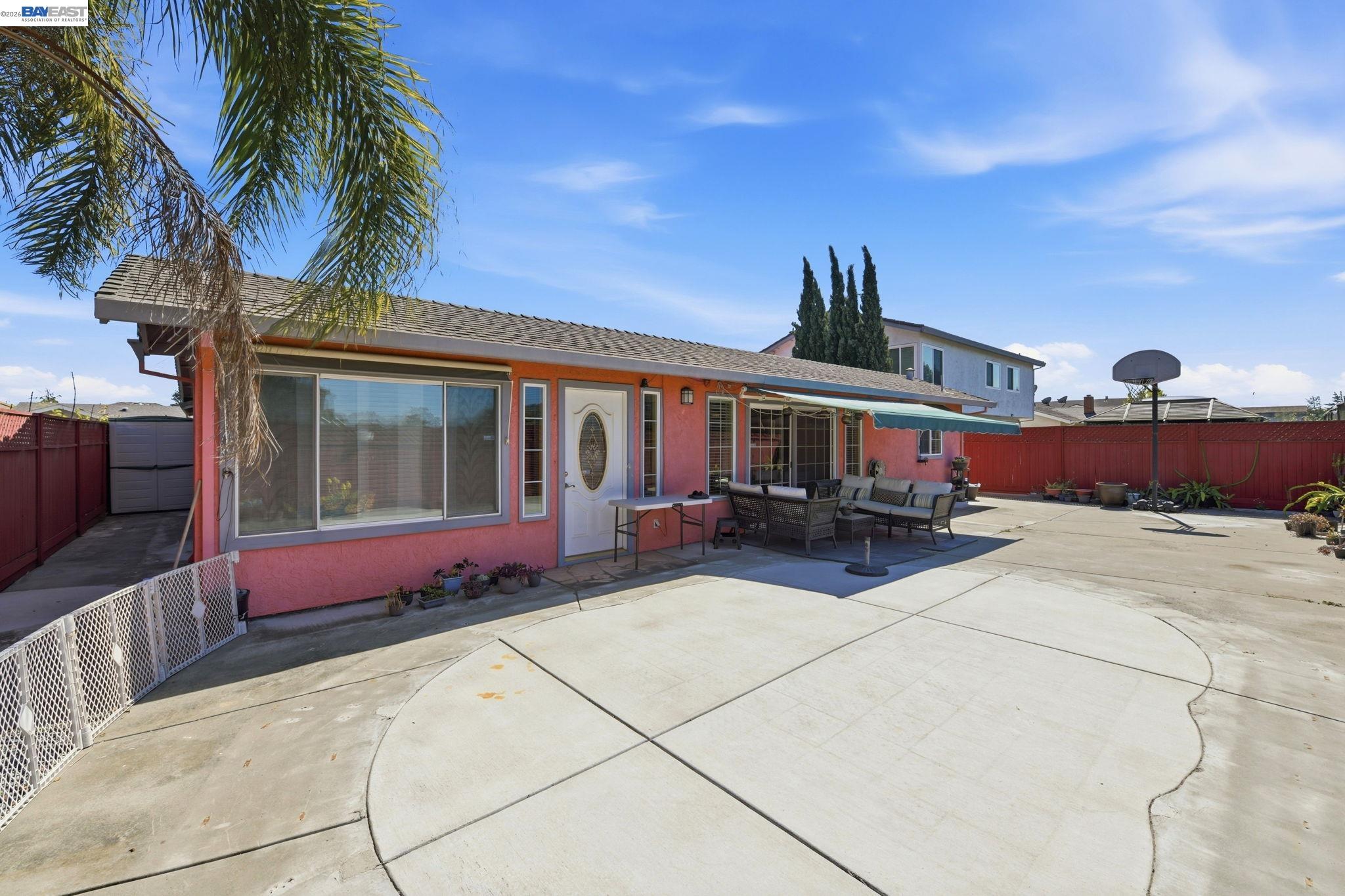 Detail Gallery Image 41 of 44 For 4541 Darcelle Dr, Union City,  CA 94587 - 5 Beds | 3 Baths