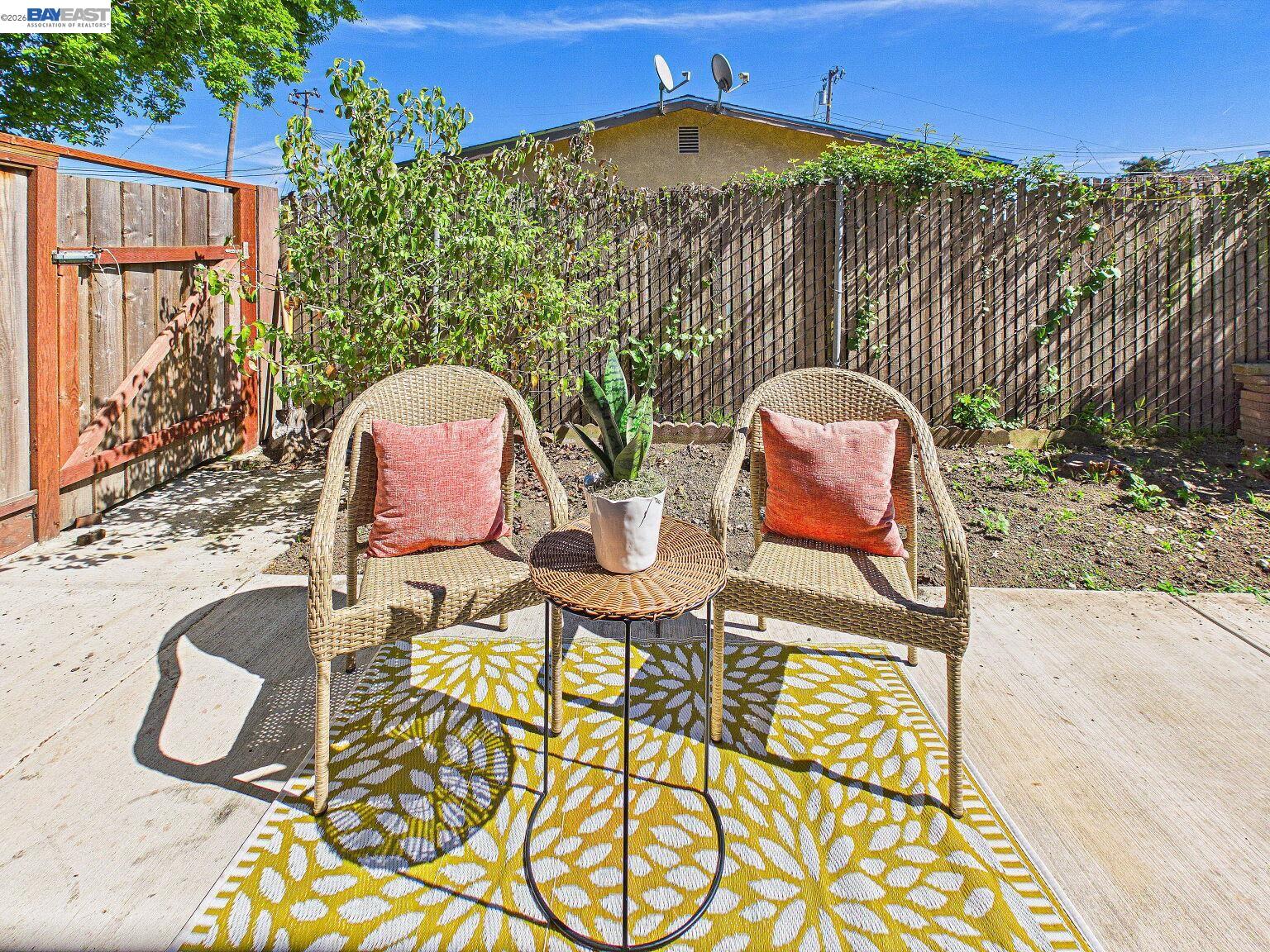 Detail Gallery Image 44 of 60 For 124 Westgate Cir, San Pablo,  CA 94806 - 2 Beds | 1/1 Baths