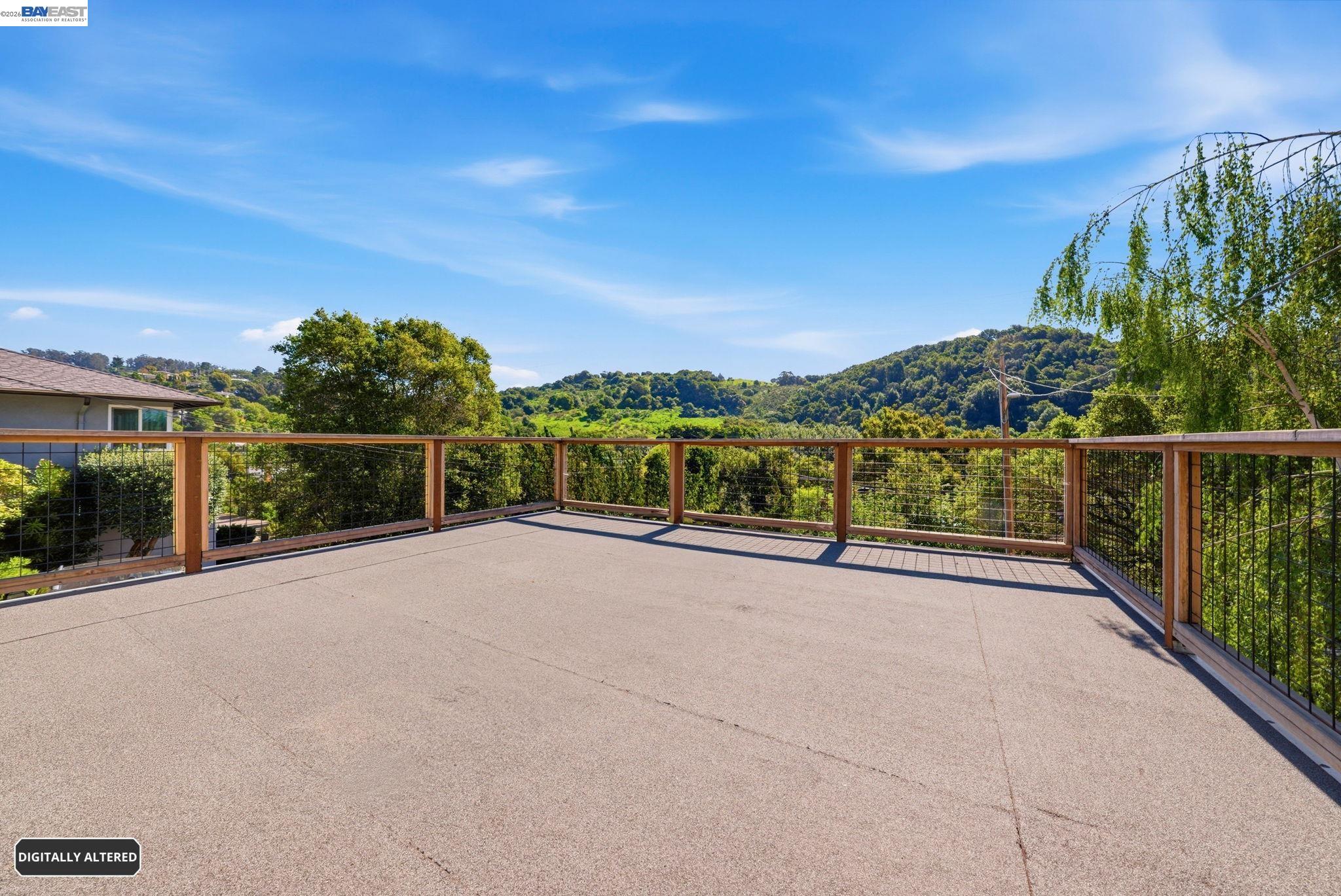 Detail Gallery Image 20 of 32 For 10000 Sigourney Ave, Oakland,  CA 94605 - 3 Beds | 2 Baths