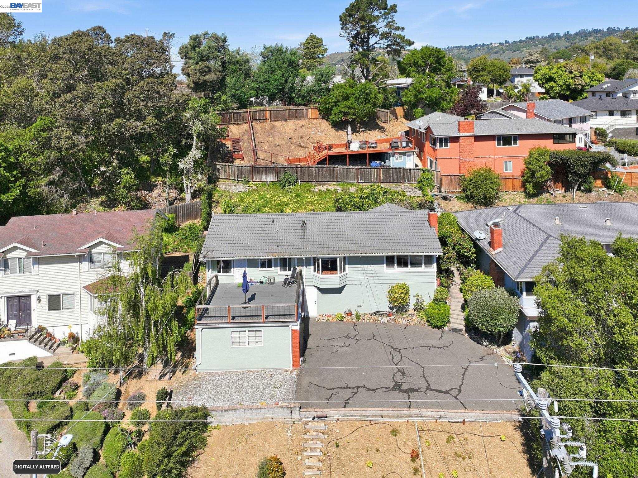 Detail Gallery Image 31 of 32 For 10000 Sigourney Ave, Oakland,  CA 94605 - 3 Beds | 2 Baths