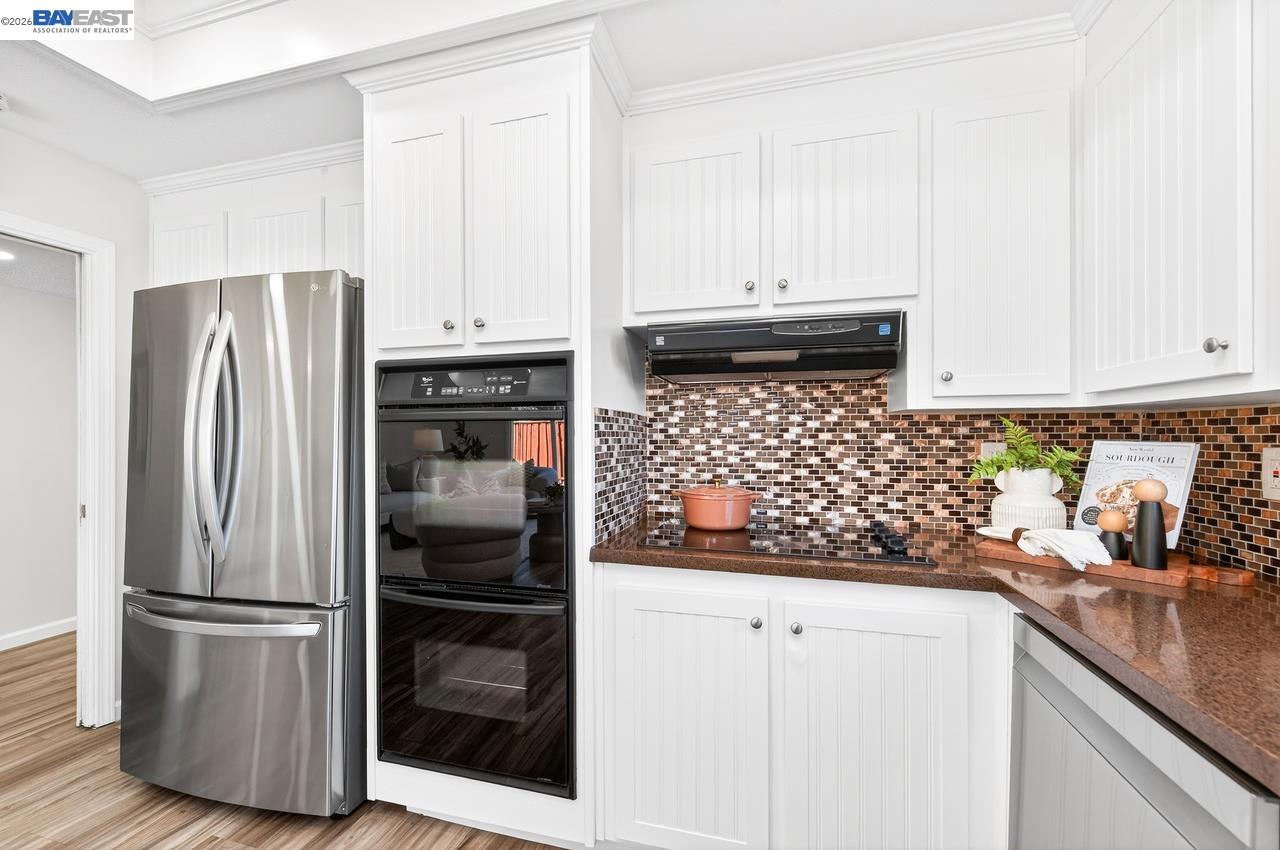 Detail Gallery Image 16 of 44 For 3921 Alma Ct, Pleasanton,  CA 94588 - 4 Beds | 2 Baths