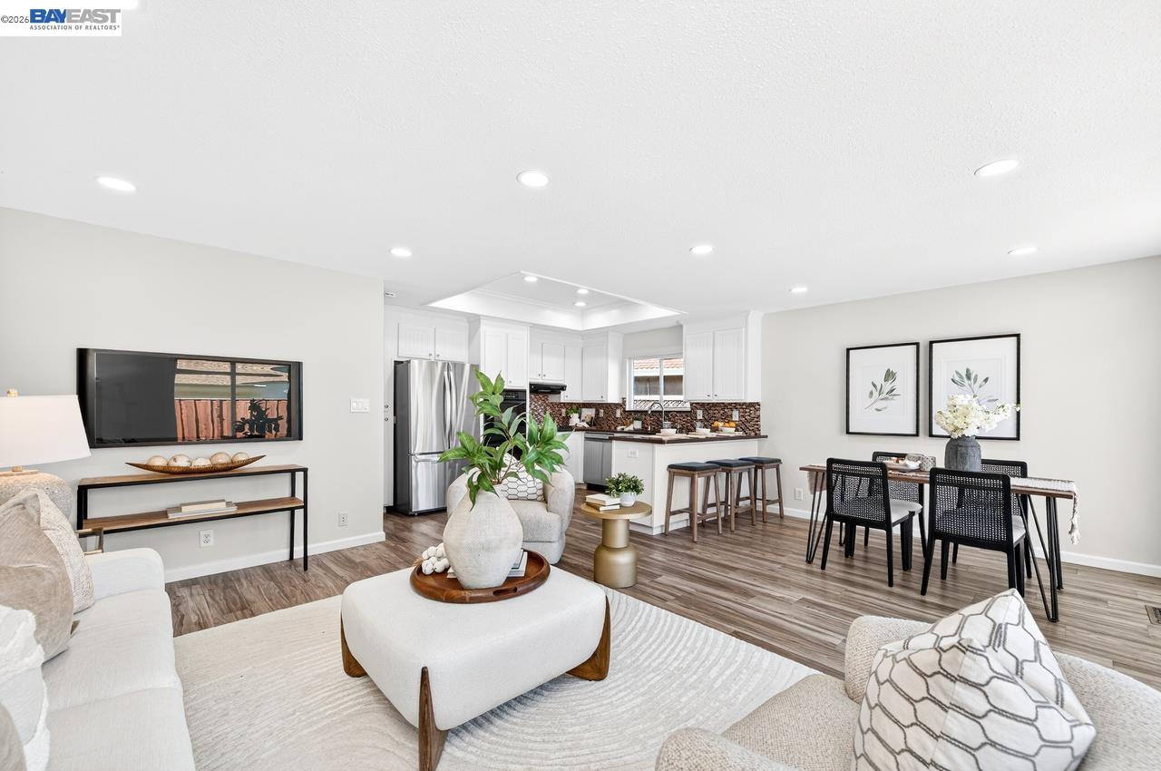 Detail Gallery Image 20 of 44 For 3921 Alma Ct, Pleasanton,  CA 94588 - 4 Beds | 2 Baths