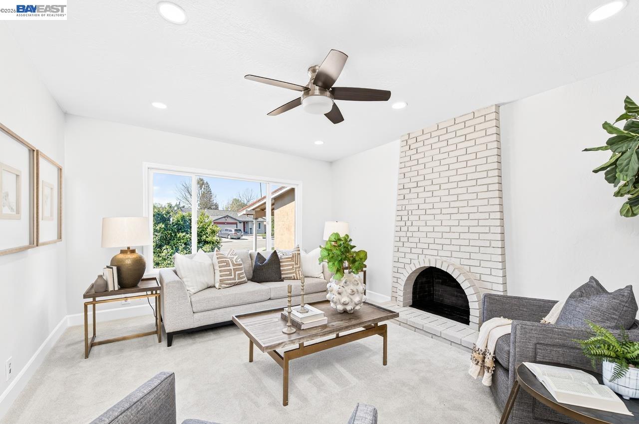 Detail Gallery Image 10 of 44 For 3921 Alma Ct, Pleasanton,  CA 94588 - 4 Beds | 2 Baths