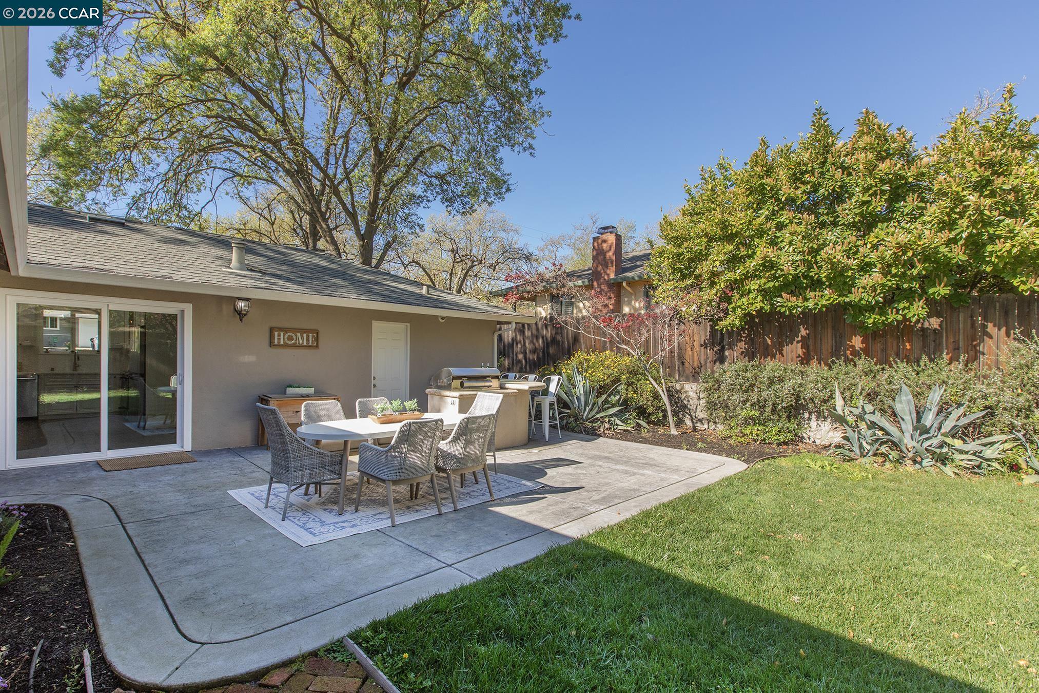 Detail Gallery Image 39 of 51 For 3300 Betty Ln, Lafayette,  CA 94549 - 4 Beds | 2 Baths