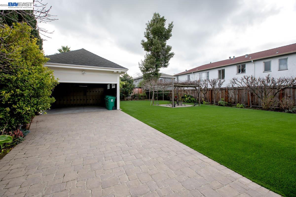 Detail Gallery Image 38 of 40 For 2056 Santa Clara Ave, Alameda,  CA 94501 - 5 Beds | 2 Baths