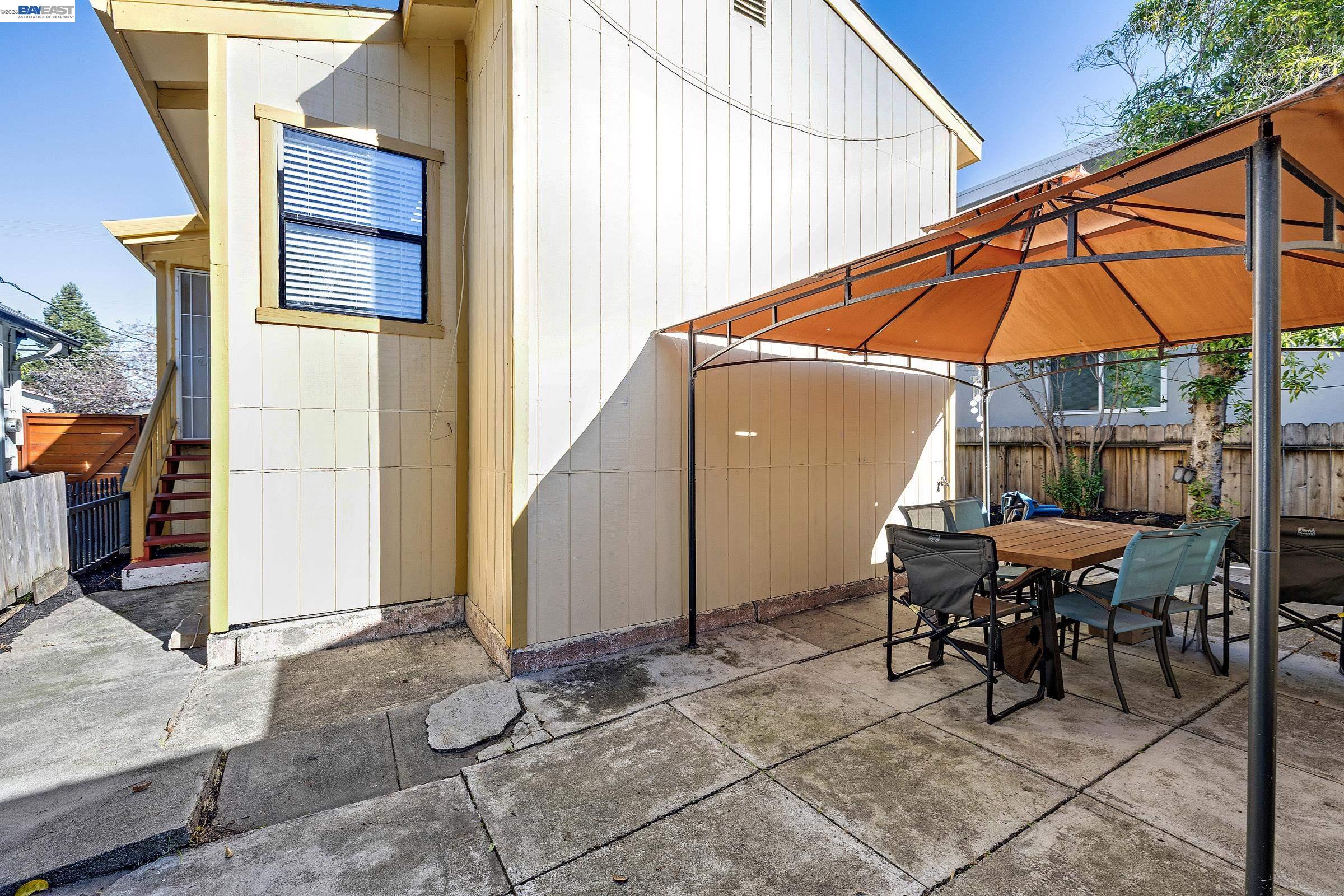 Detail Gallery Image 33 of 45 For 3626 Midvale Ave, Oakland,  CA 94602 - 3 Beds | 2 Baths