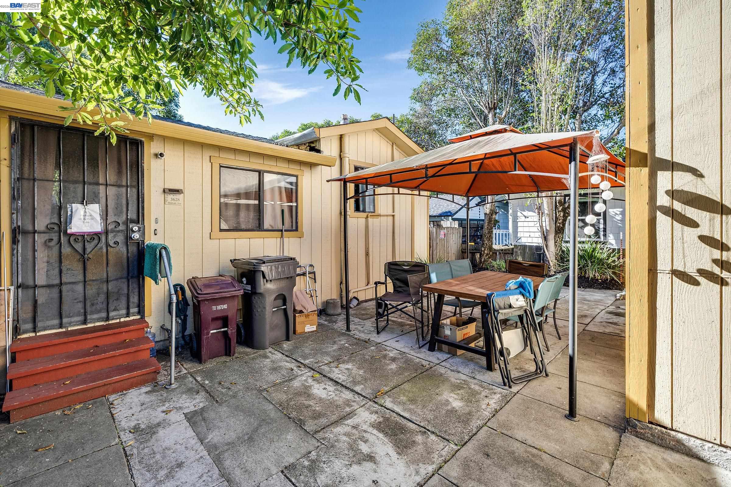 Detail Gallery Image 36 of 45 For 3626 Midvale Ave, Oakland,  CA 94602 - 3 Beds | 2 Baths