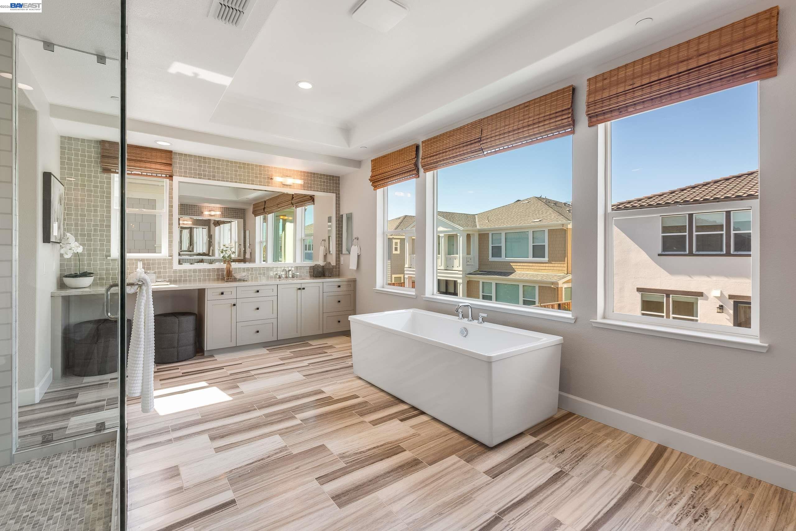 Detail Gallery Image 35 of 42 For 32651 Singh Circle, Union City,  CA 94587 - 5 Beds | 4/1 Baths