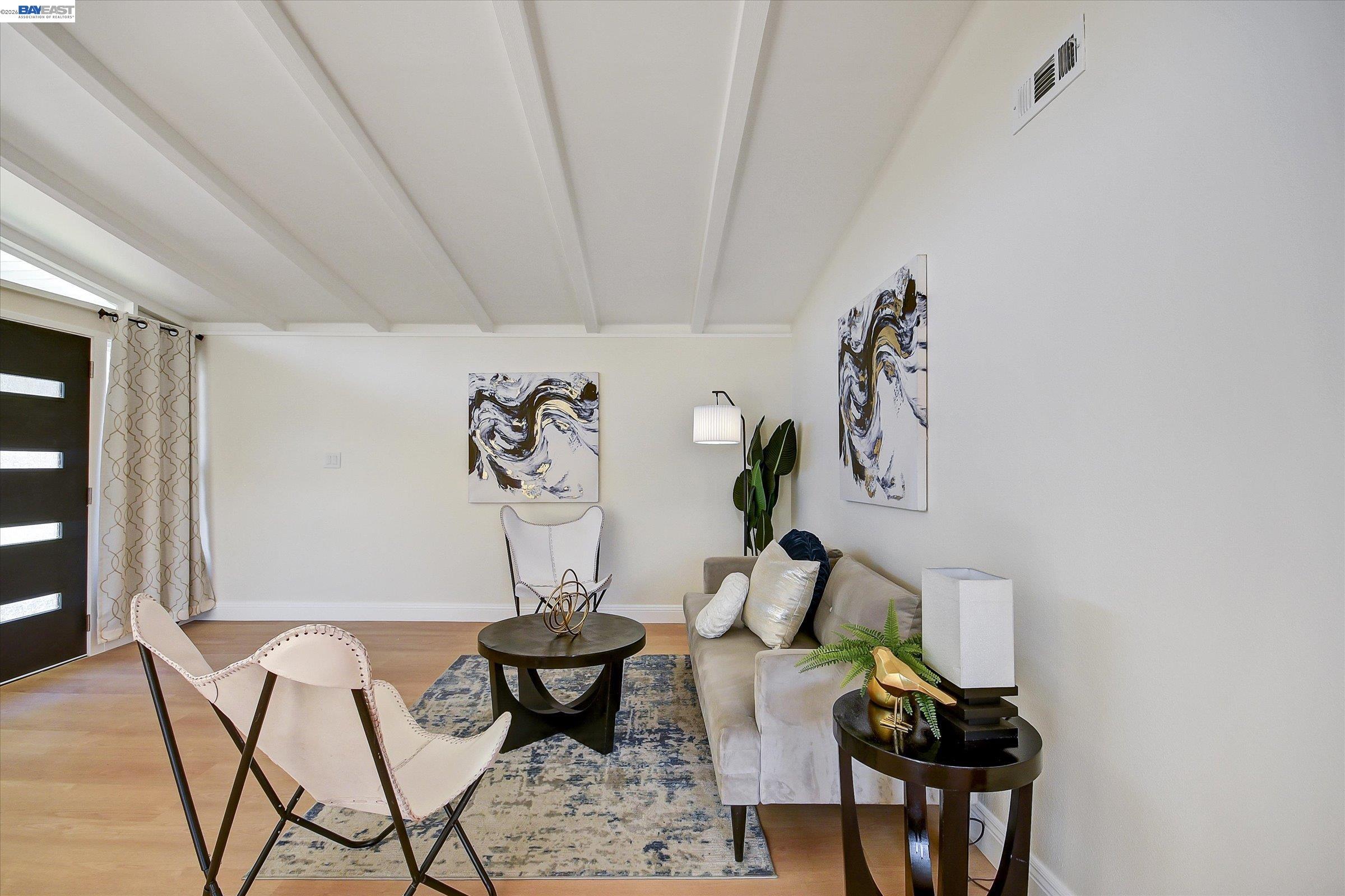 Detail Gallery Image 6 of 25 For 1215 Oak Creek Way, Sunnyvale,  CA 94089 - 3 Beds | 2 Baths