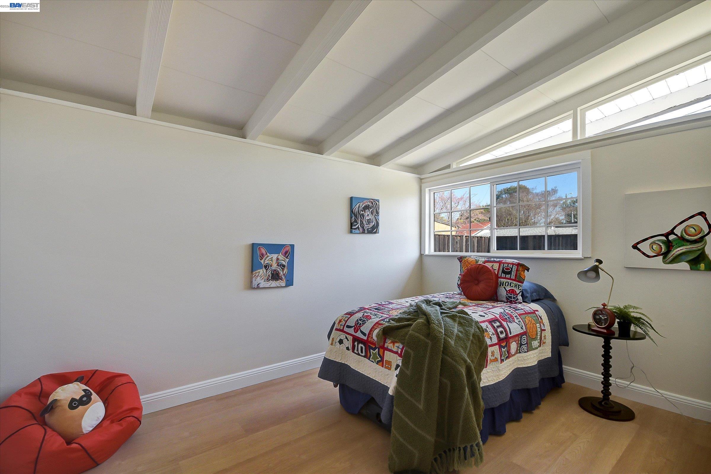 Detail Gallery Image 10 of 25 For 1215 Oak Creek Way, Sunnyvale,  CA 94089 - 3 Beds | 2 Baths