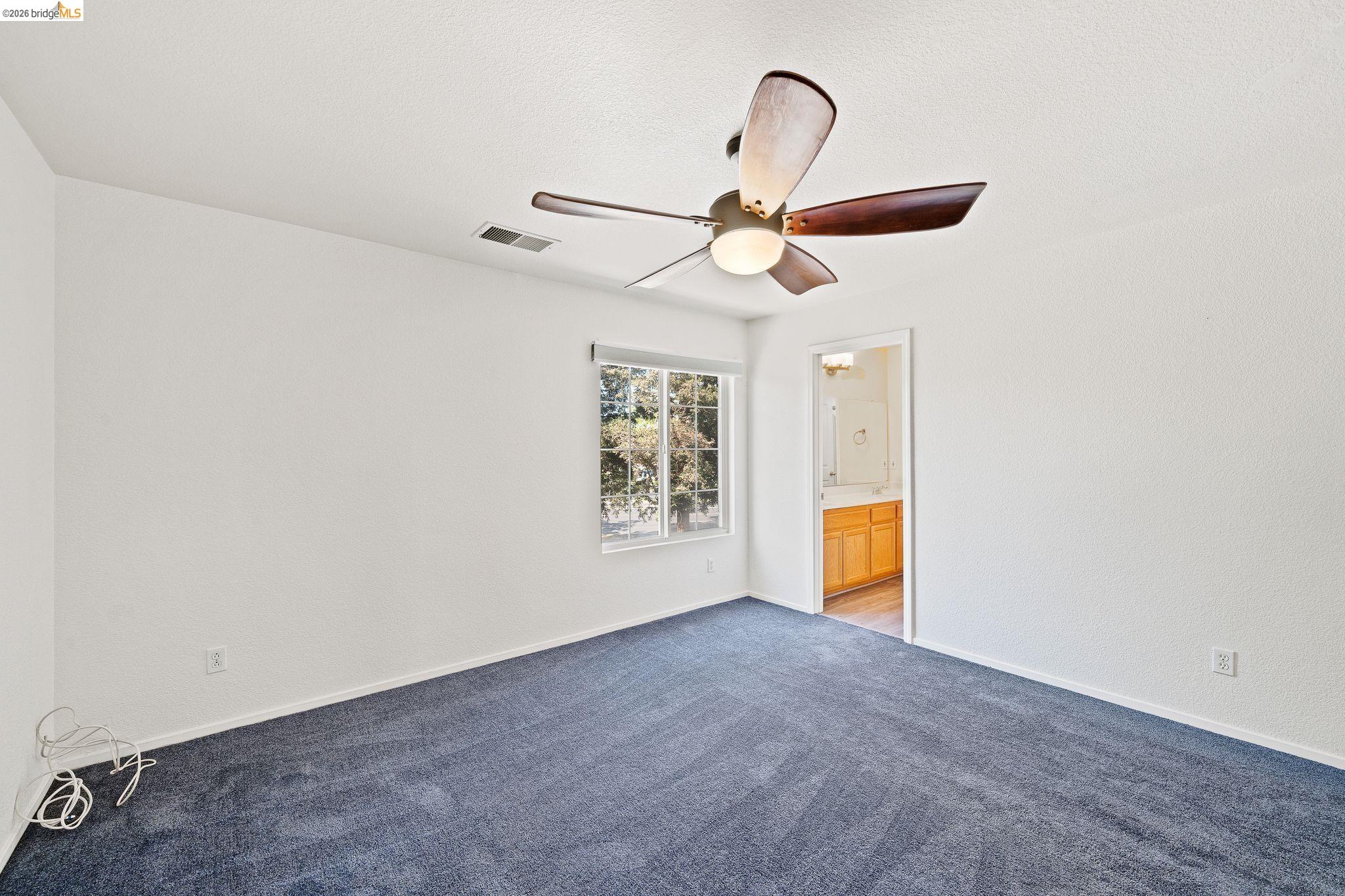 Detail Gallery Image 27 of 52 For 5019 Fernbank, Antioch,  CA 94513 - 5 Beds | 3/1 Baths