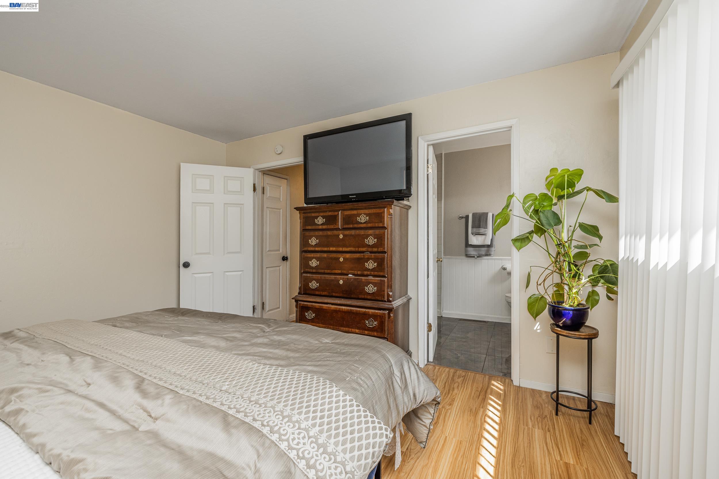 Detail Gallery Image 17 of 31 For 2279 Saint George Dr, Concord,  CA 94520 - 5 Beds | 2 Baths