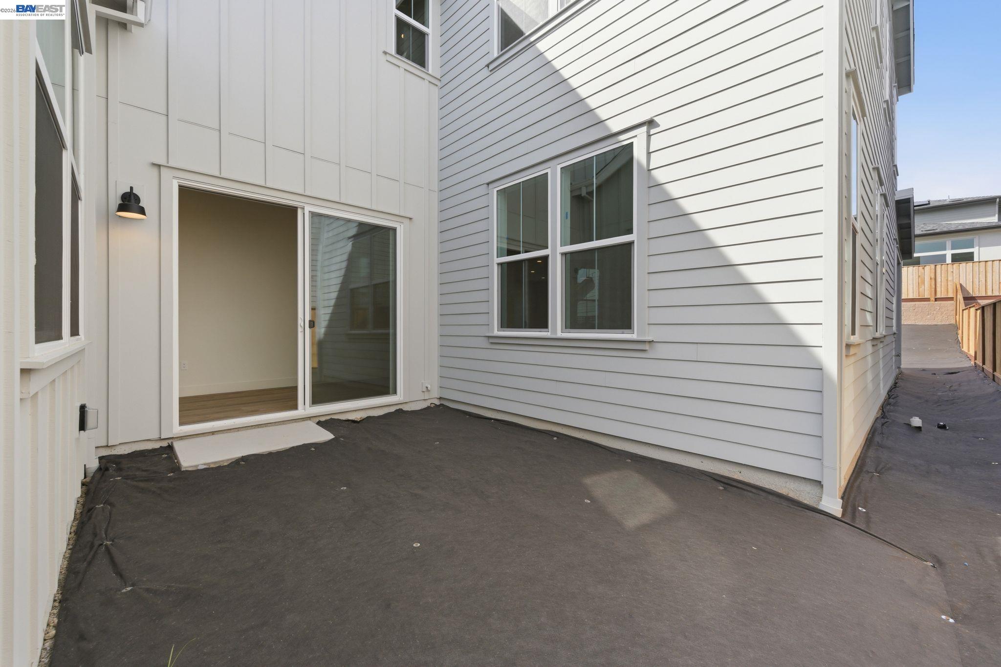 Detail Gallery Image 13 of 47 For 1935 Ingalls Way, Dublin,  CA 94568 - 4 Beds | 5/1 Baths