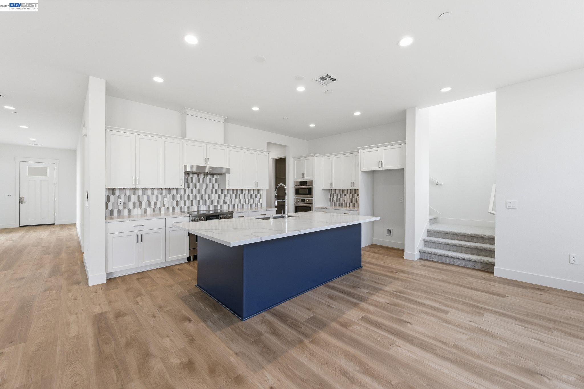 Detail Gallery Image 20 of 47 For 1935 Ingalls Way, Dublin,  CA 94568 - 4 Beds | 5/1 Baths