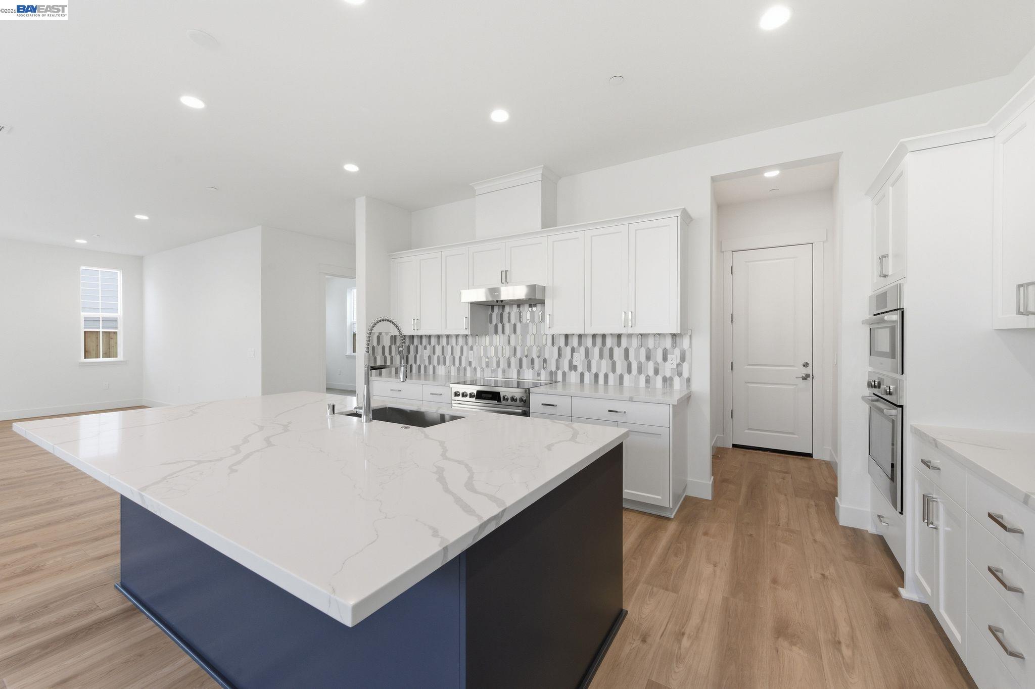 Detail Gallery Image 21 of 47 For 1935 Ingalls Way, Dublin,  CA 94568 - 4 Beds | 5/1 Baths