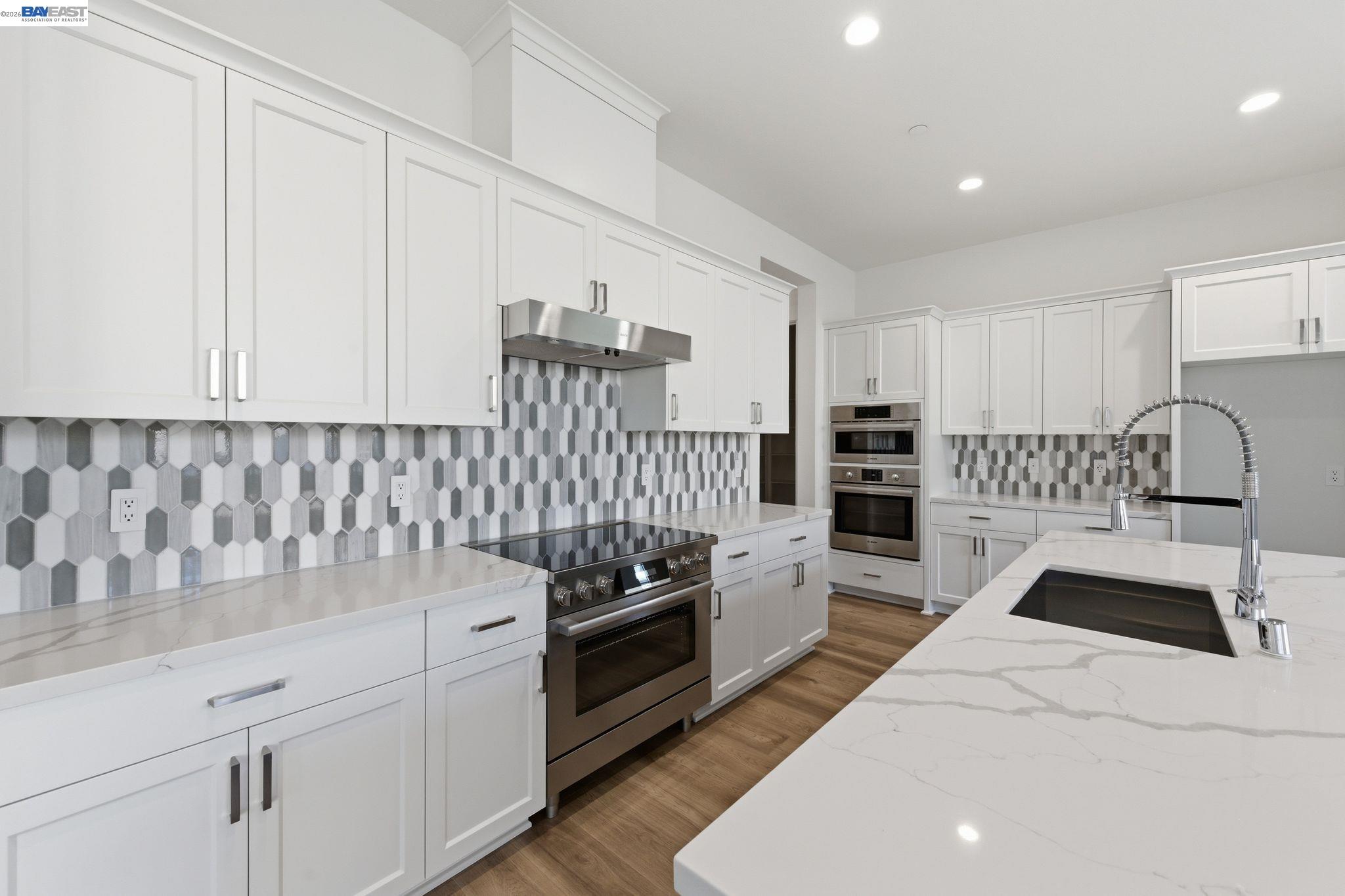 Detail Gallery Image 24 of 47 For 1935 Ingalls Way, Dublin,  CA 94568 - 4 Beds | 5/1 Baths