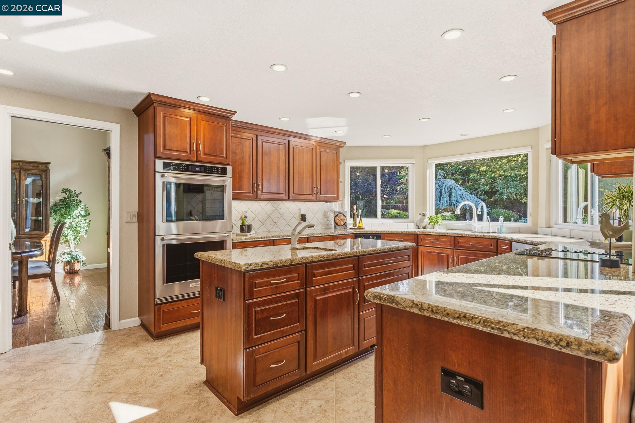 Detail Gallery Image 22 of 57 For 5017 Athens Dr, San Ramon,  CA 94582 - 5 Beds | 2/1 Baths