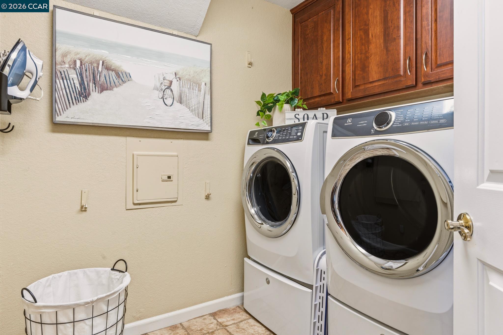 Detail Gallery Image 42 of 57 For 5017 Athens Dr, San Ramon,  CA 94582 - 5 Beds | 2/1 Baths