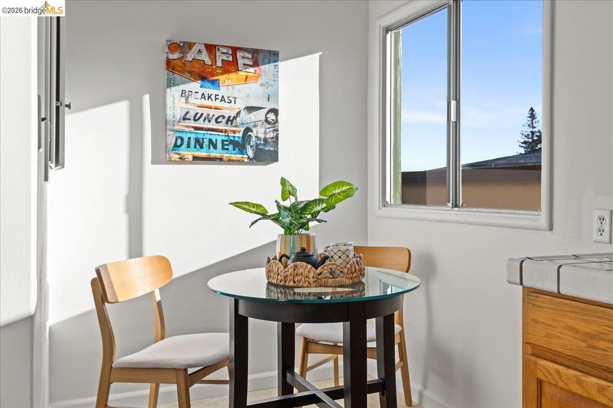 Detail Gallery Image 17 of 53 For 3118 Monticello Ave, Oakland,  CA 94619 - 3 Beds | 2 Baths