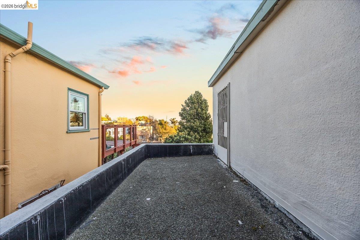 Detail Gallery Image 24 of 53 For 3118 Monticello Ave, Oakland,  CA 94619 - 3 Beds | 2 Baths