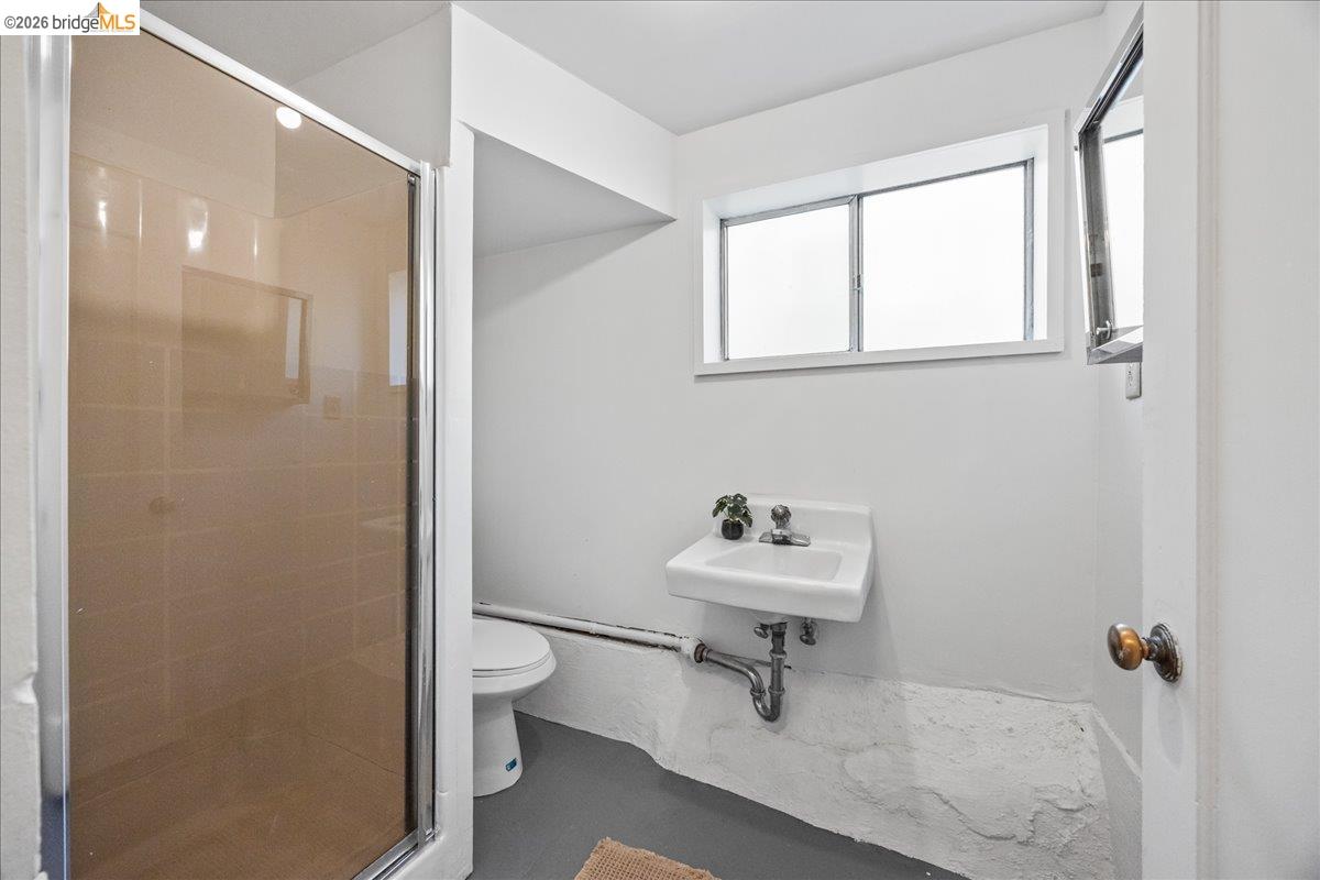 Detail Gallery Image 36 of 53 For 3118 Monticello Ave, Oakland,  CA 94619 - 3 Beds | 2 Baths