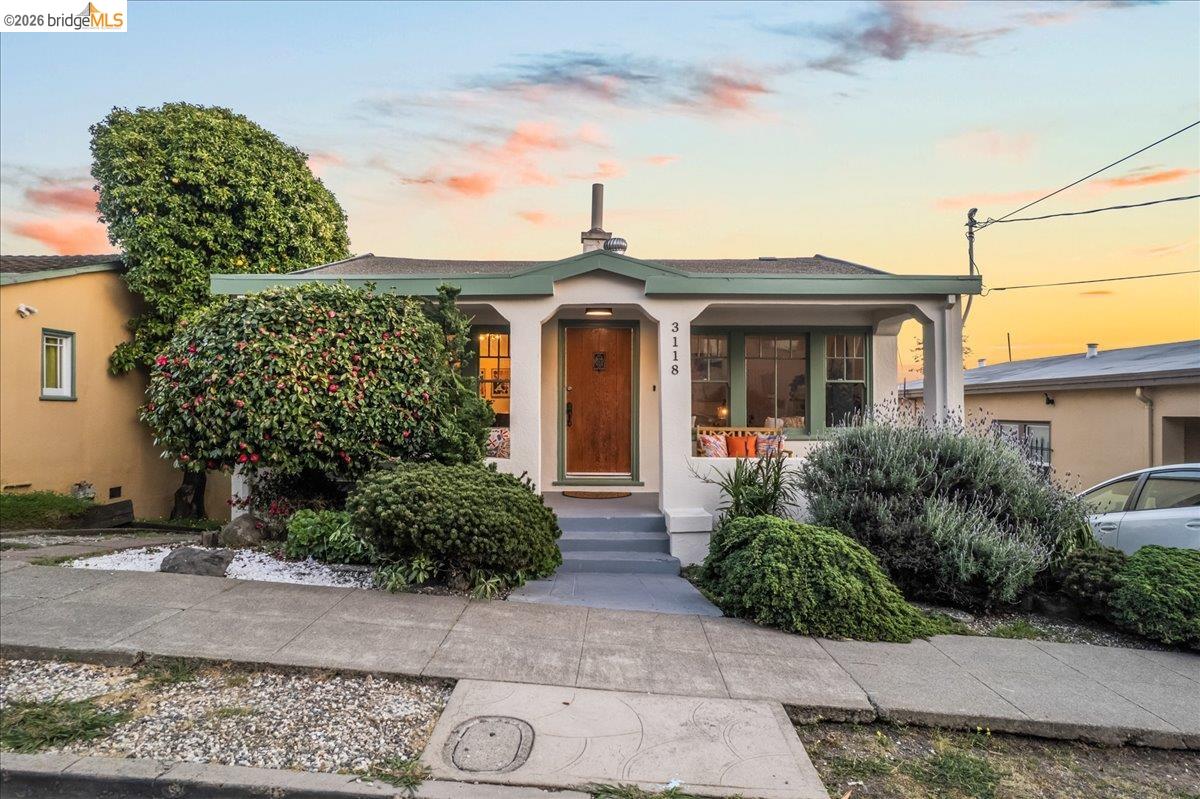 Detail Gallery Image 42 of 53 For 3118 Monticello Ave, Oakland,  CA 94619 - 3 Beds | 2 Baths