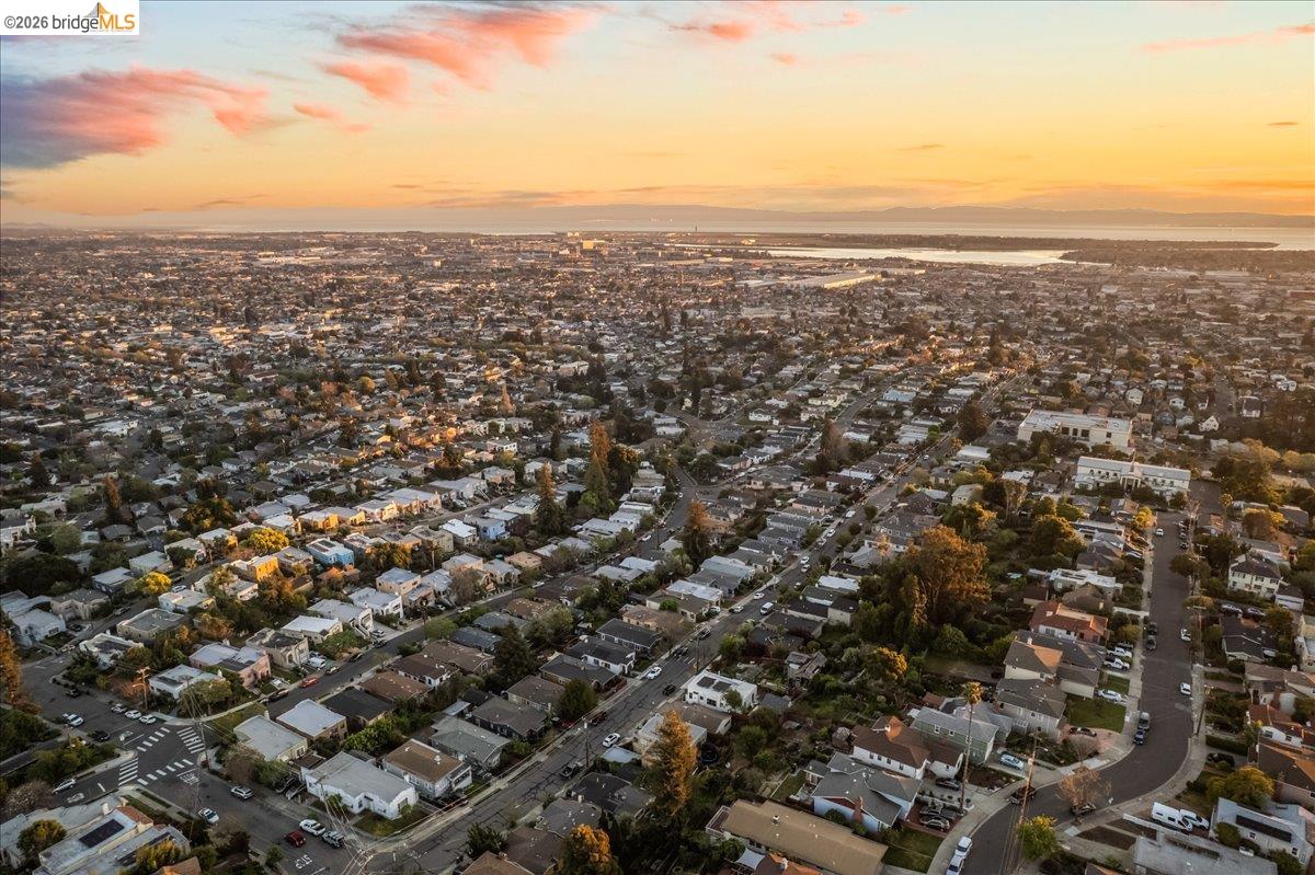 Detail Gallery Image 50 of 53 For 3118 Monticello Ave, Oakland,  CA 94619 - 3 Beds | 2 Baths